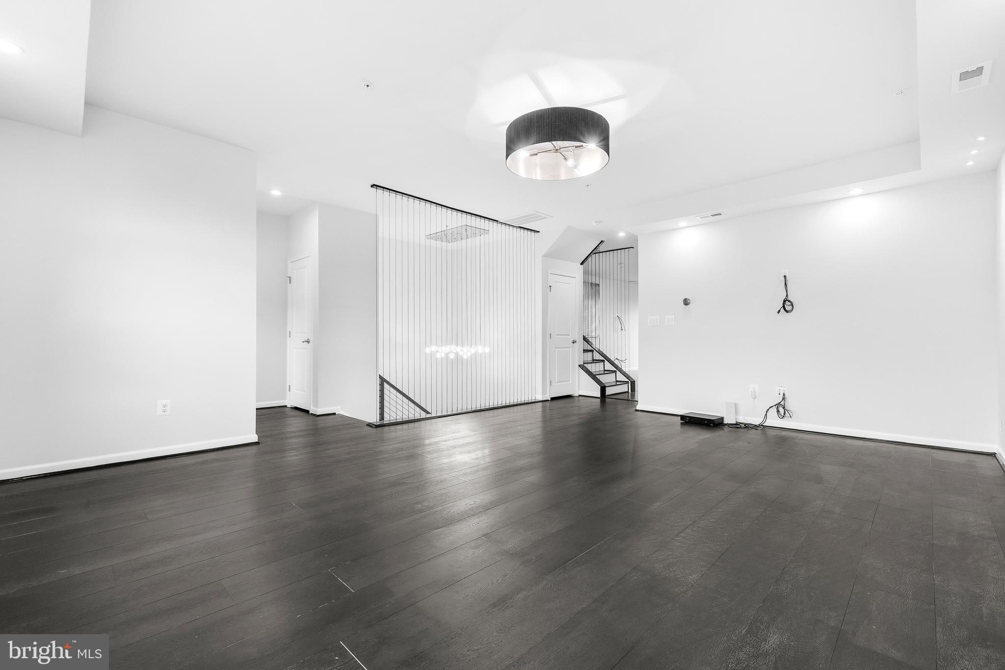 GLENN DALE CROSSING - Residential