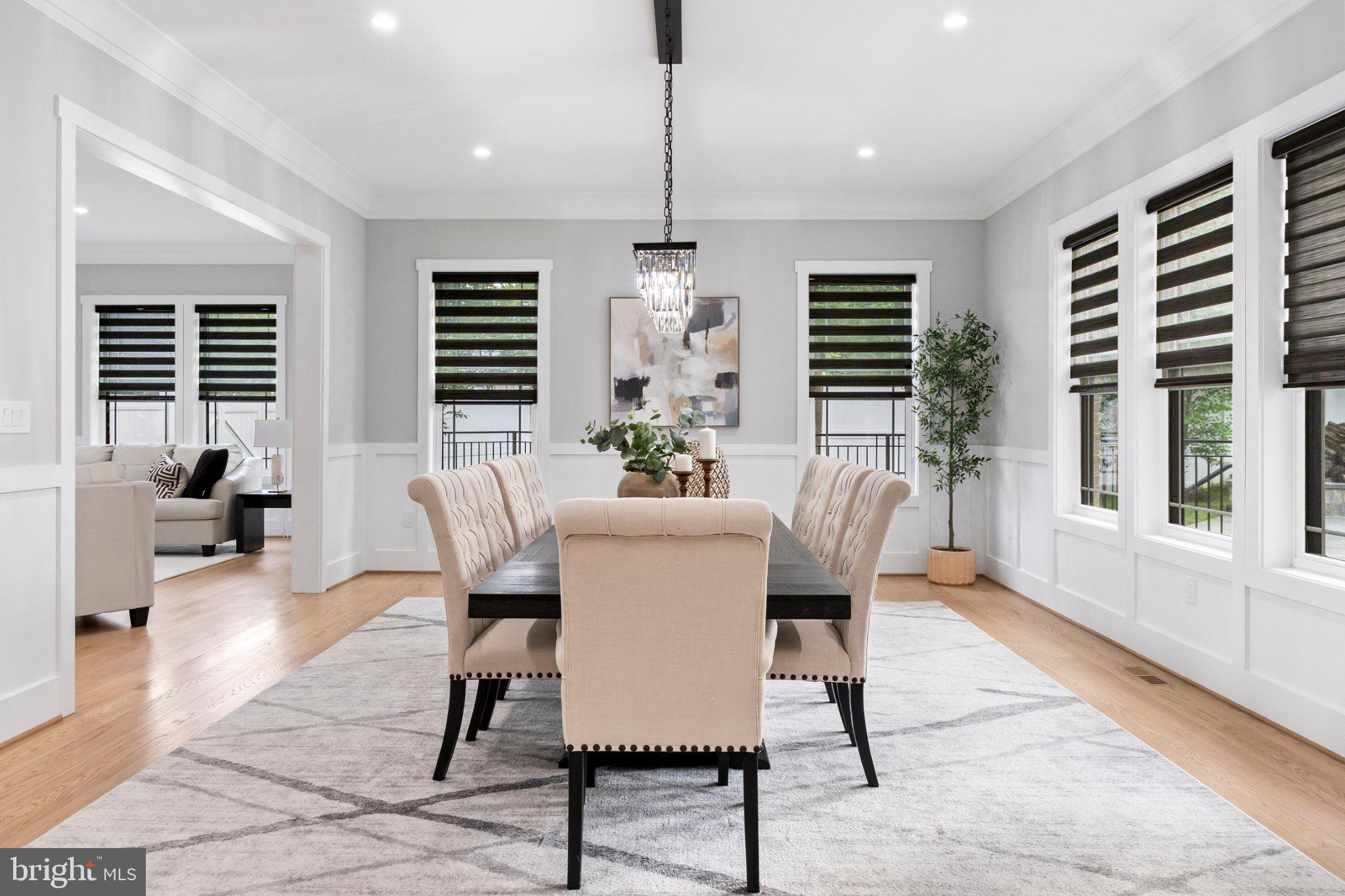 CHALET WOODS - Residential