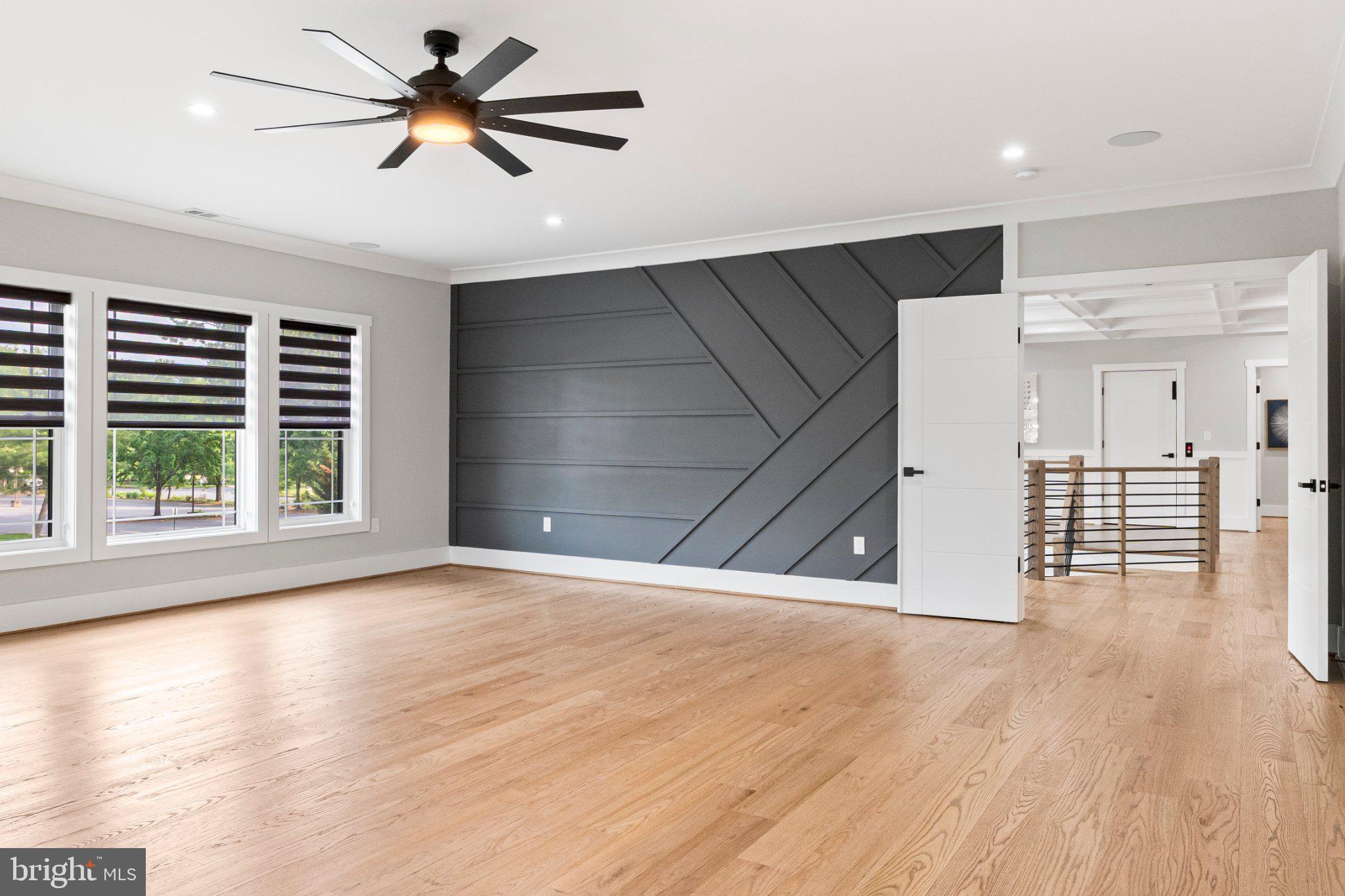 CHALET WOODS - Residential