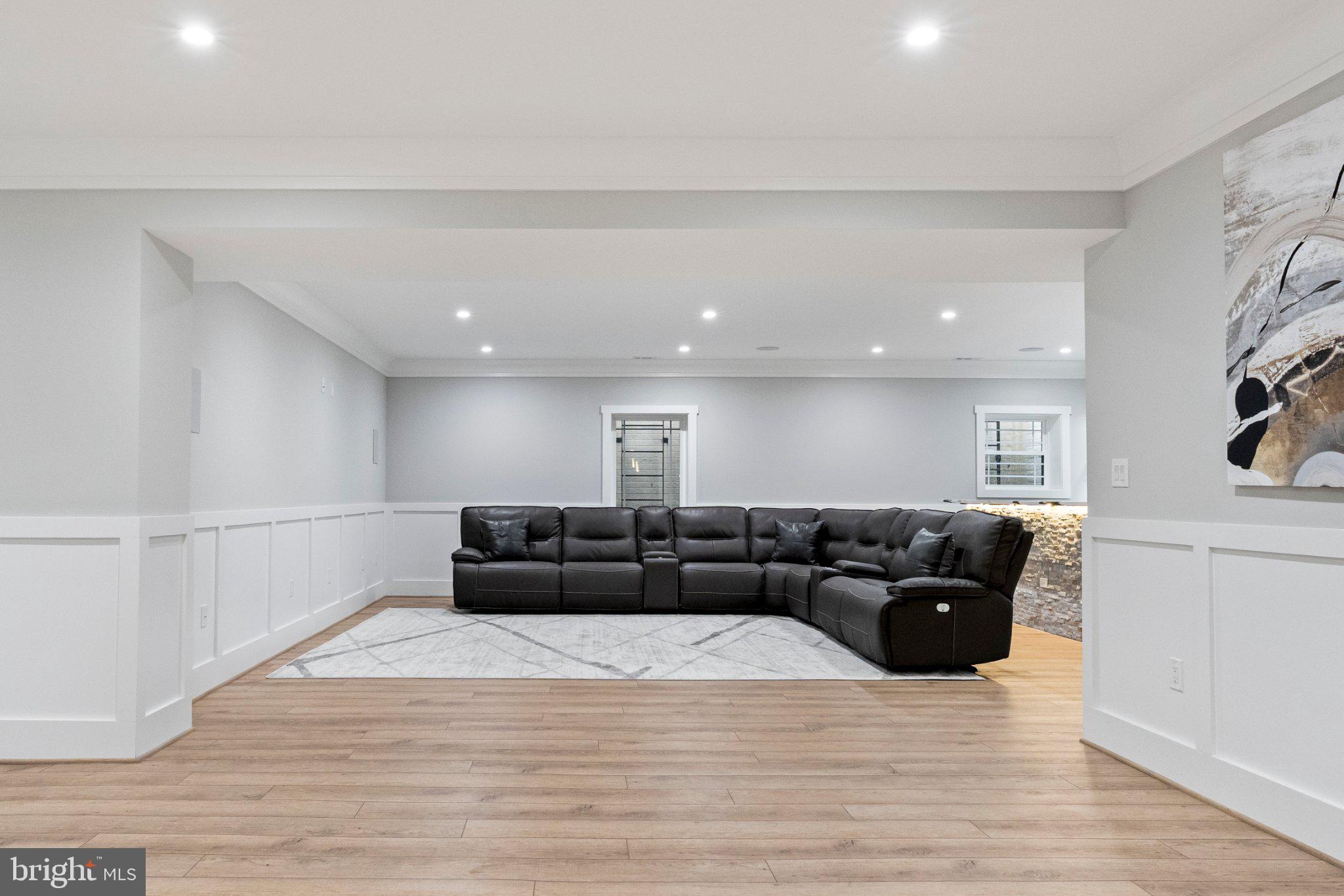 CHALET WOODS - Residential