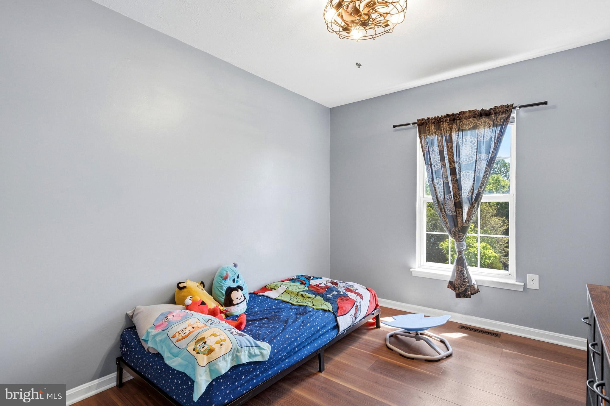 LAUREL RIDGE - Residential