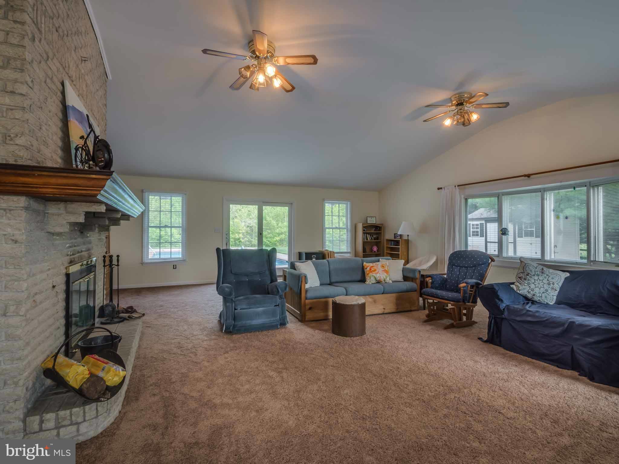 HUTCHINS CHOICE - Residential