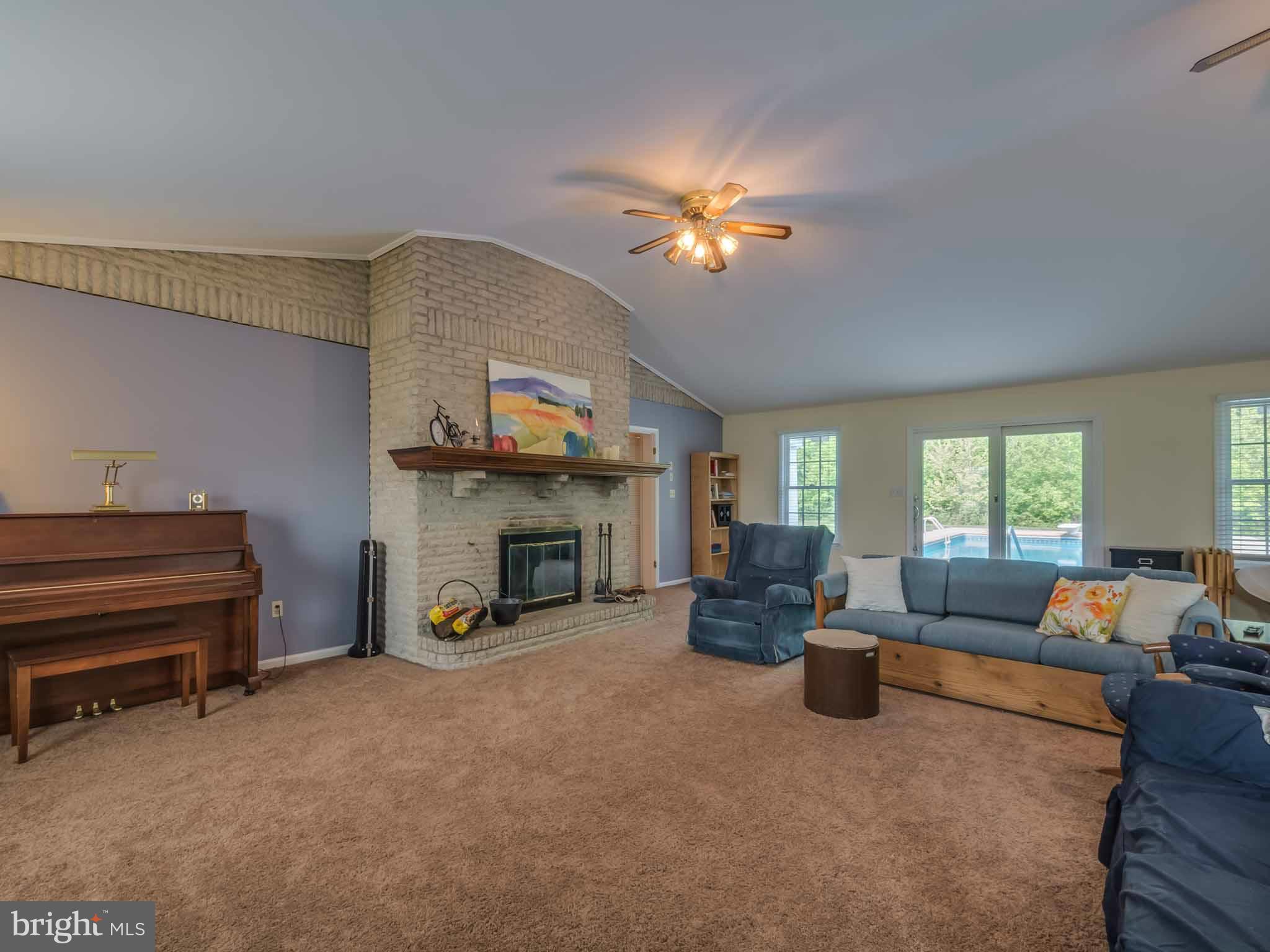 HUTCHINS CHOICE - Residential