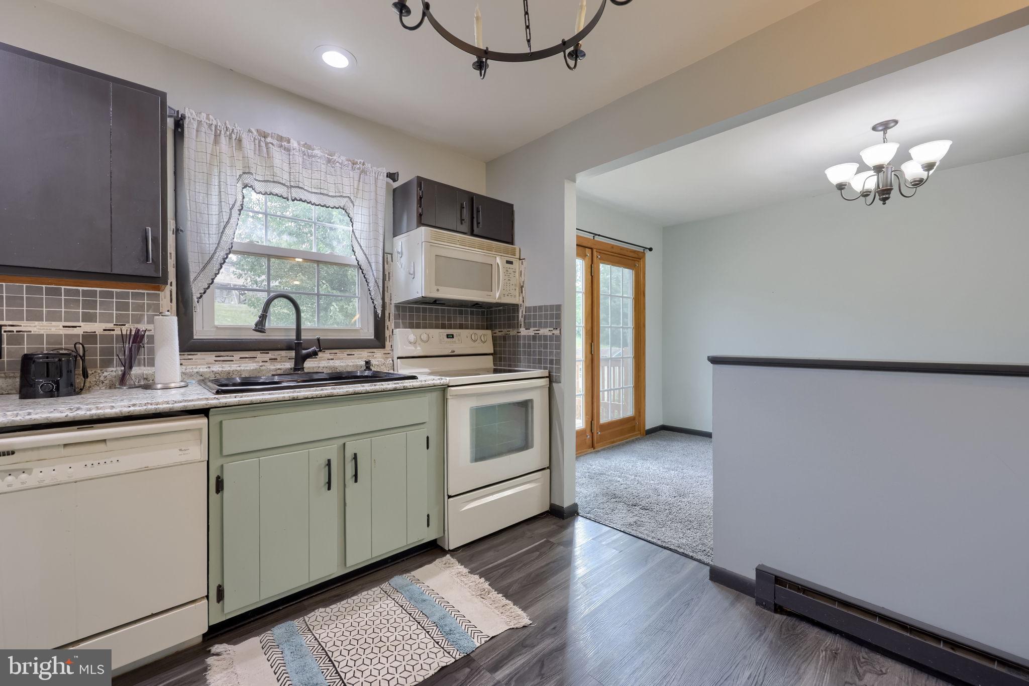 ROSEDALE - Residential