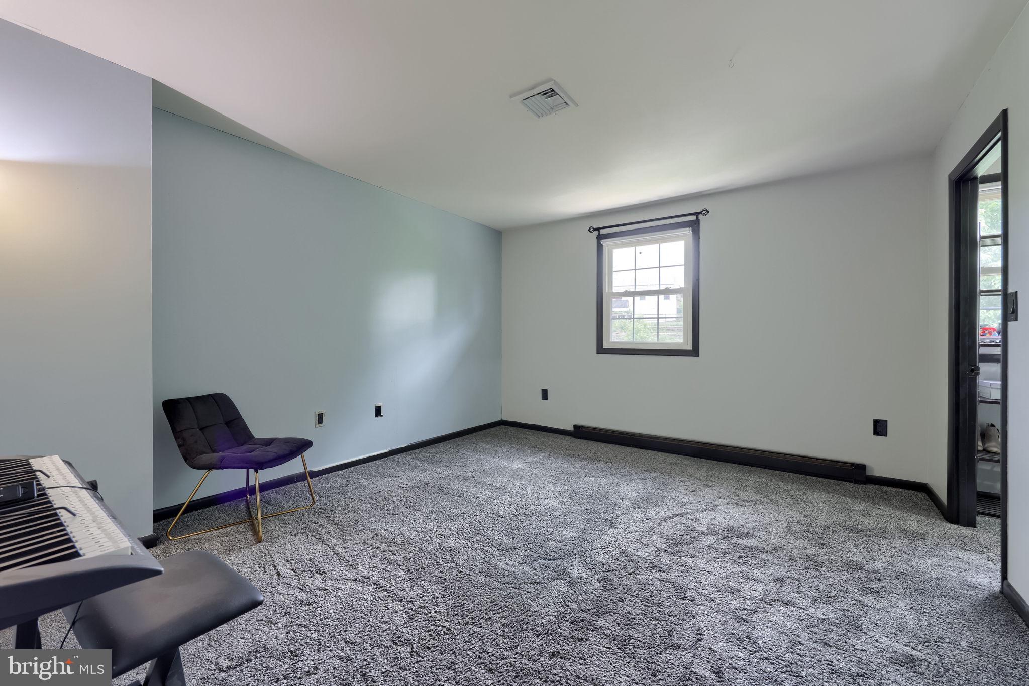 ROSEDALE - Residential