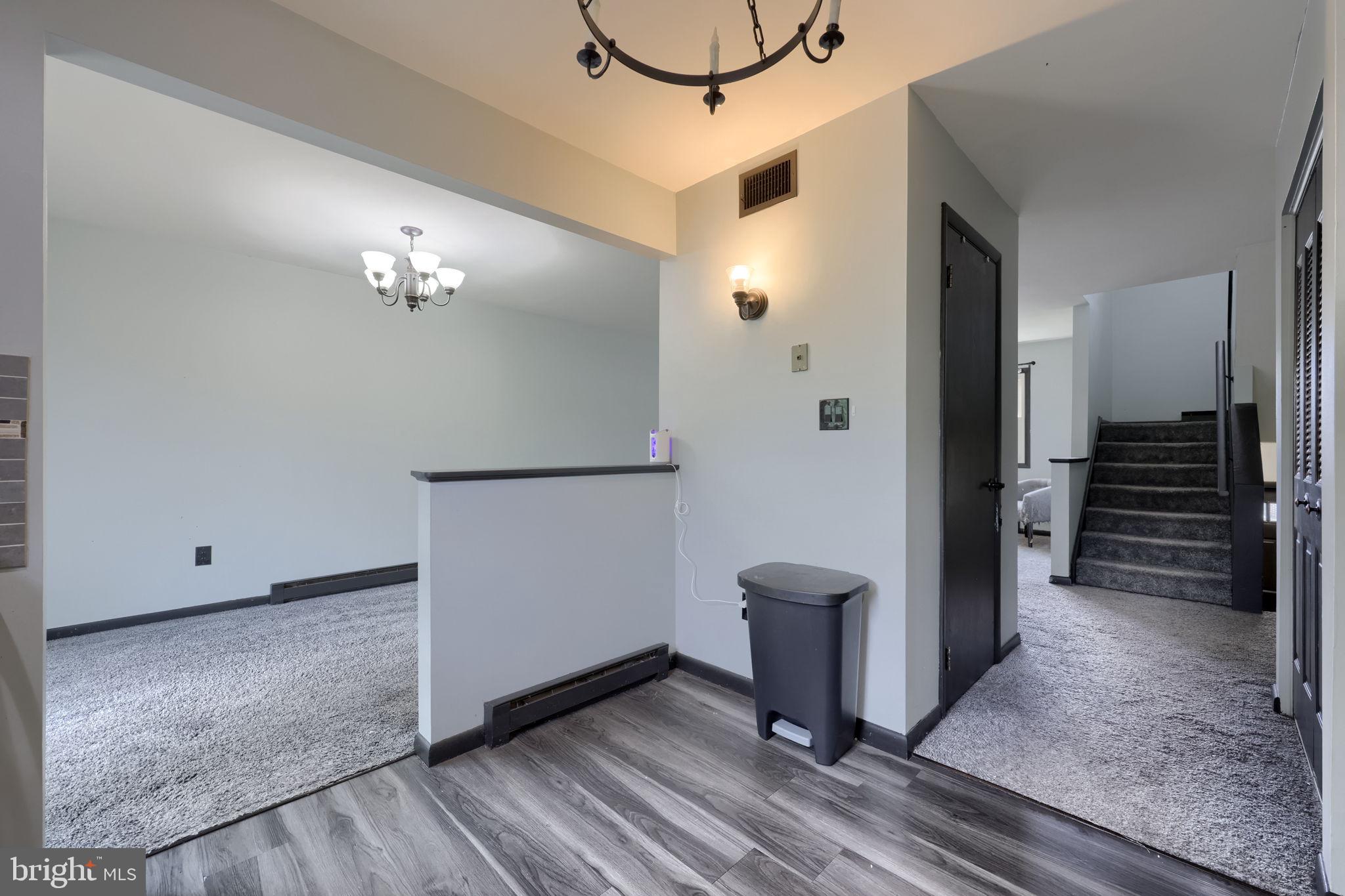 ROSEDALE - Residential