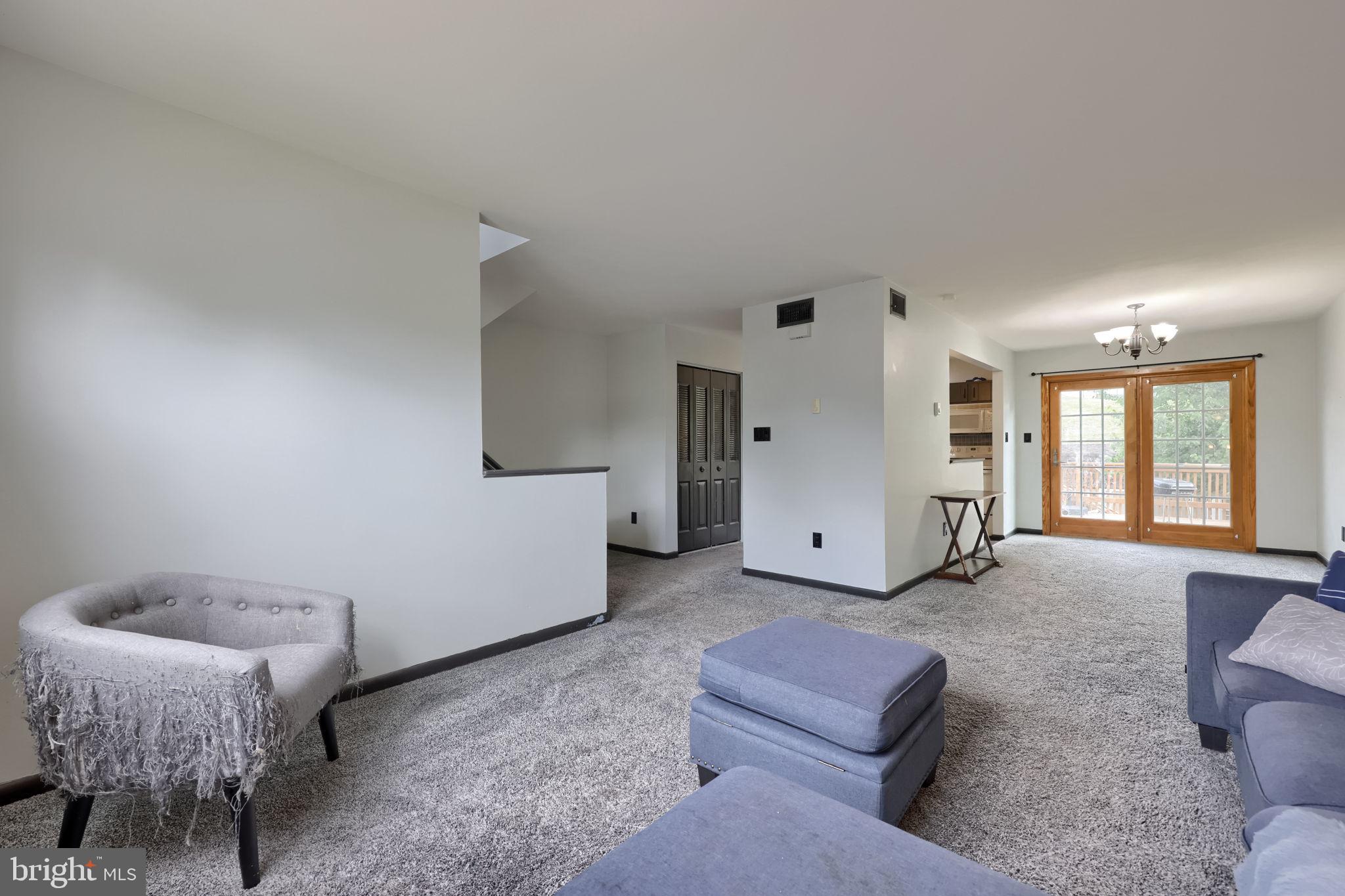 ROSEDALE - Residential