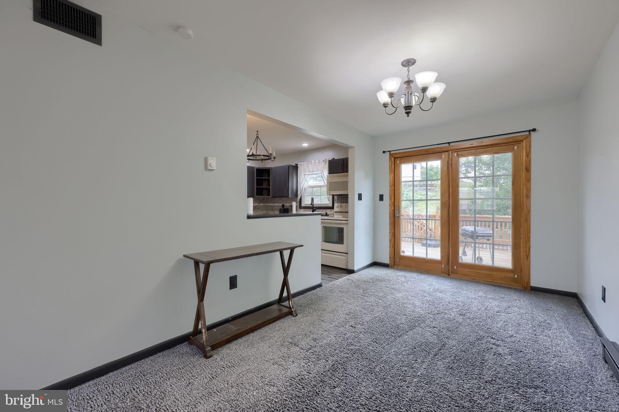 ROSEDALE - Residential