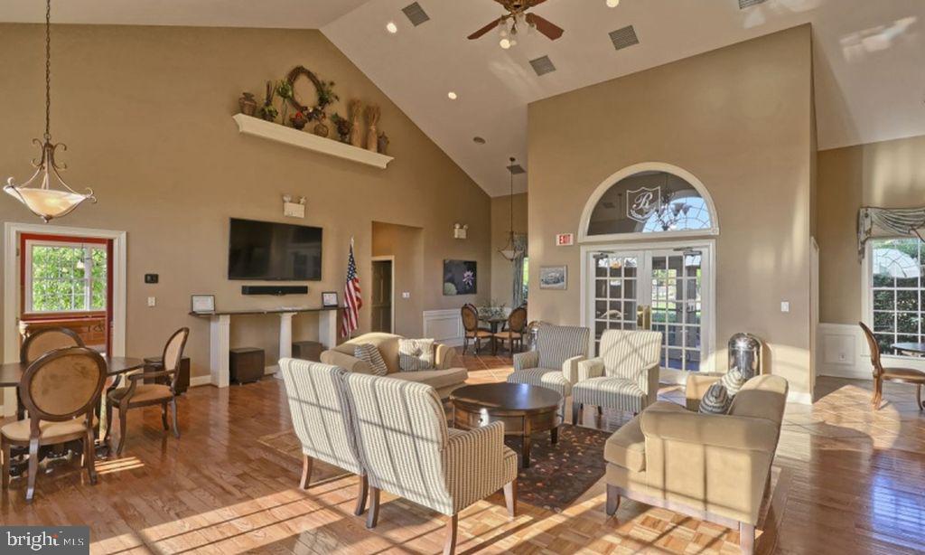 REGENCY AT NORTHAM - Residential