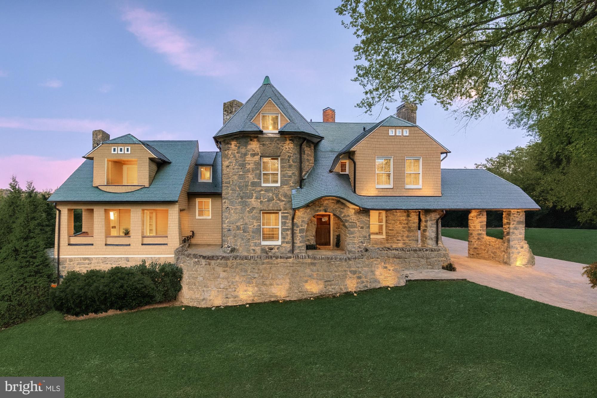 FOREST HILLS - Residential