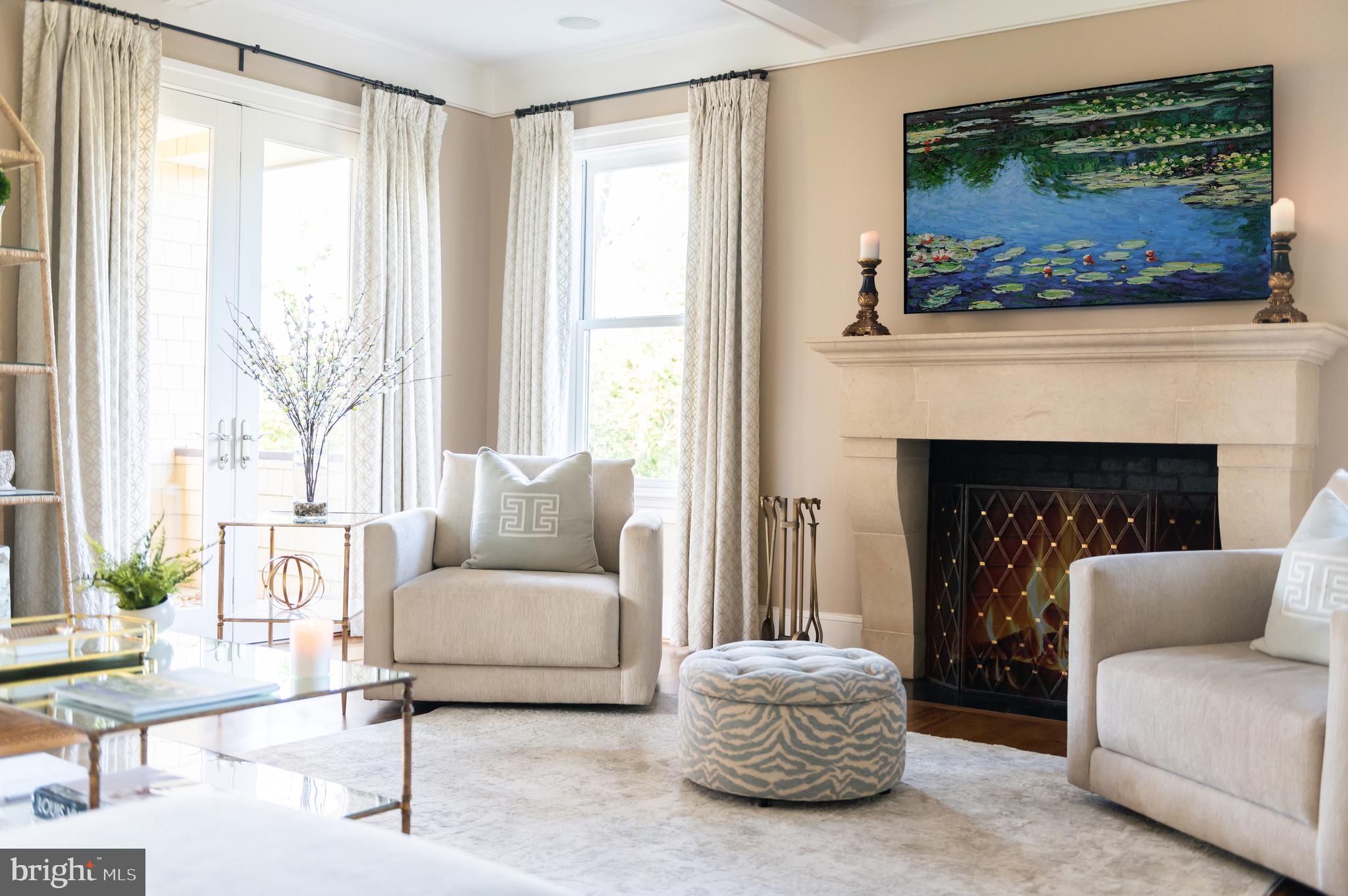 FOREST HILLS - Residential