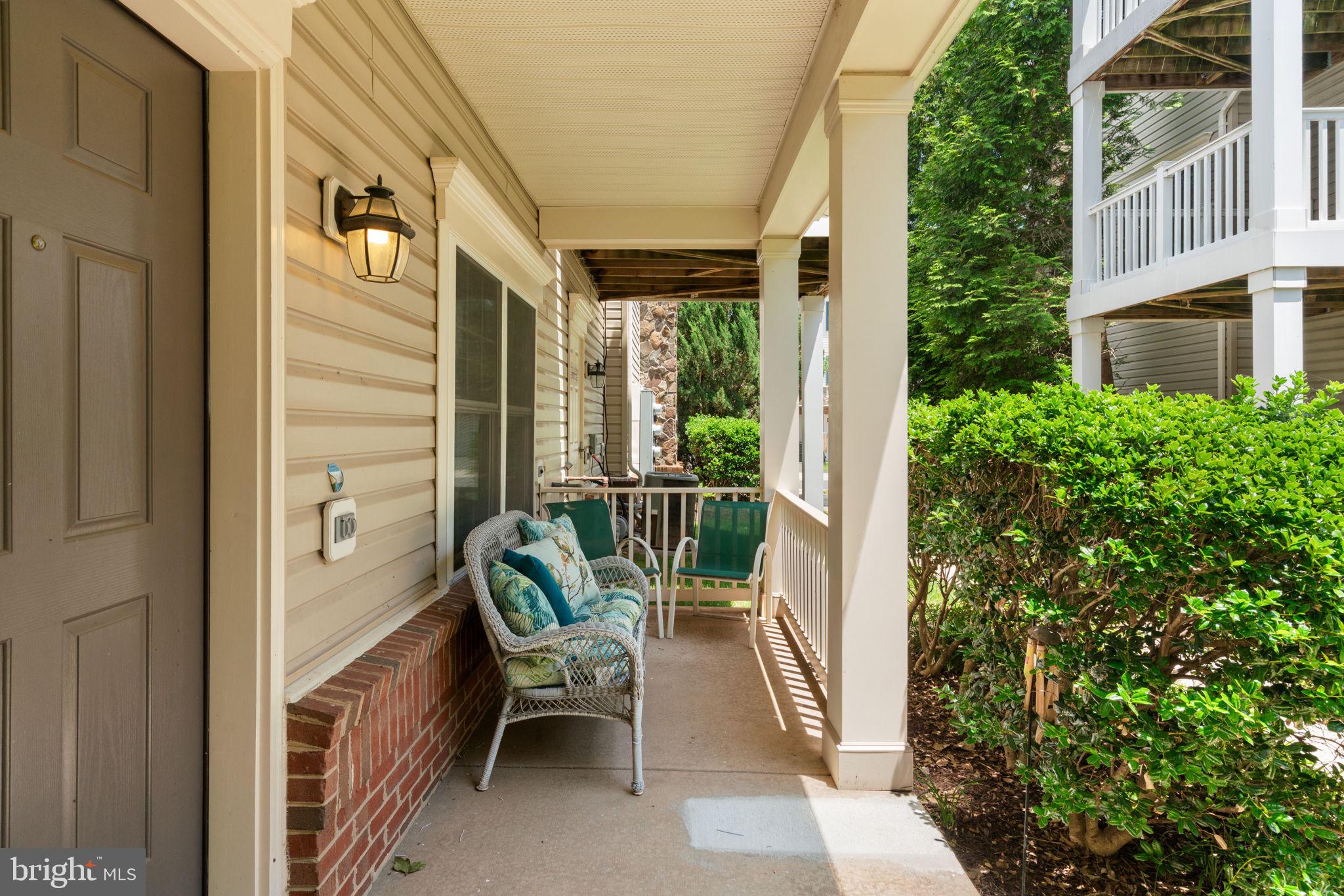 CHATSWORTH VILLAGE CONDO - Residential