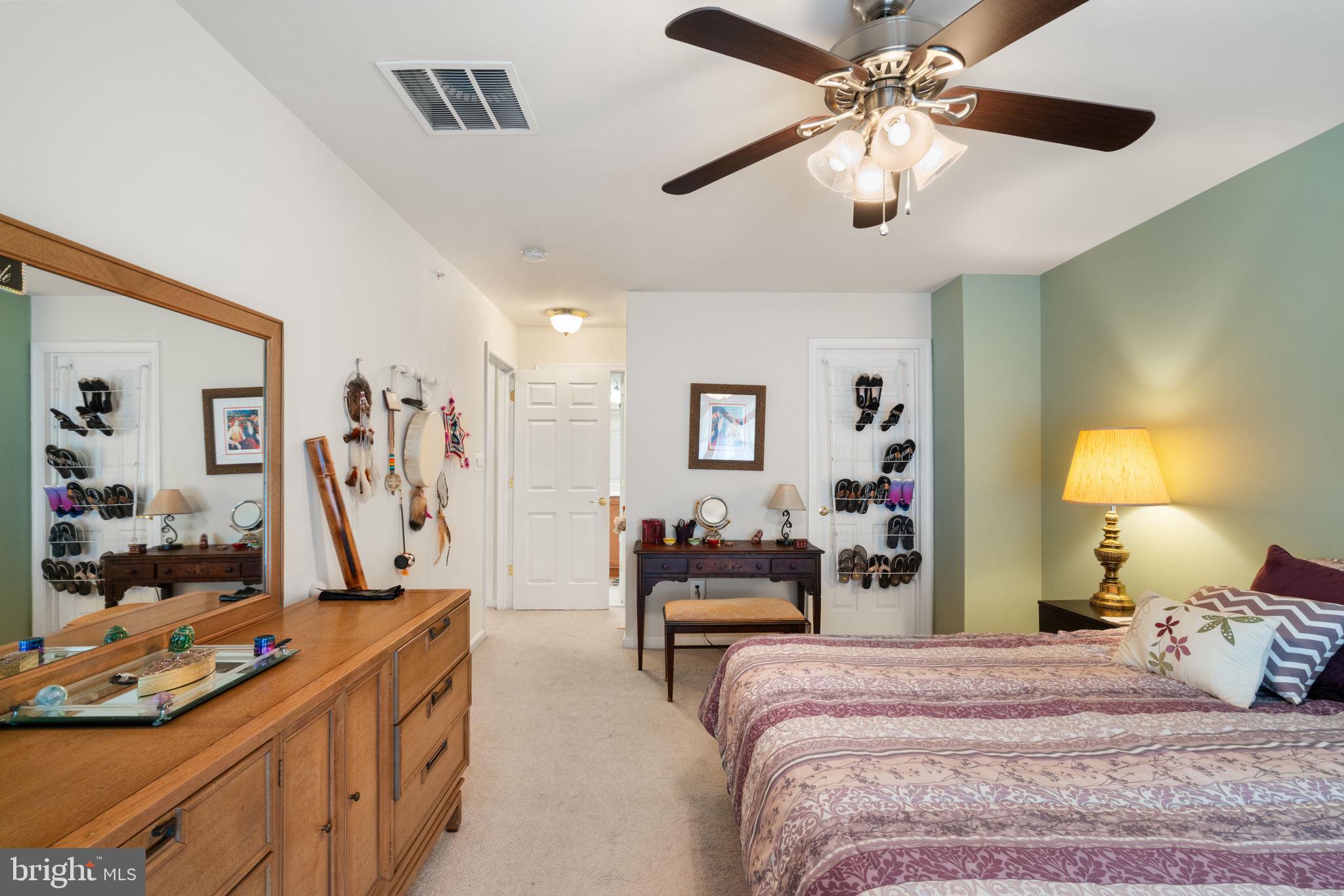 CHATSWORTH VILLAGE CONDO - Residential