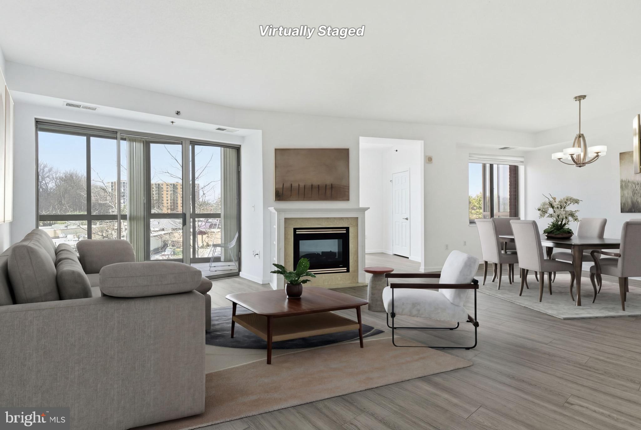 VANTAGE POINT WEST AT LW - Residential