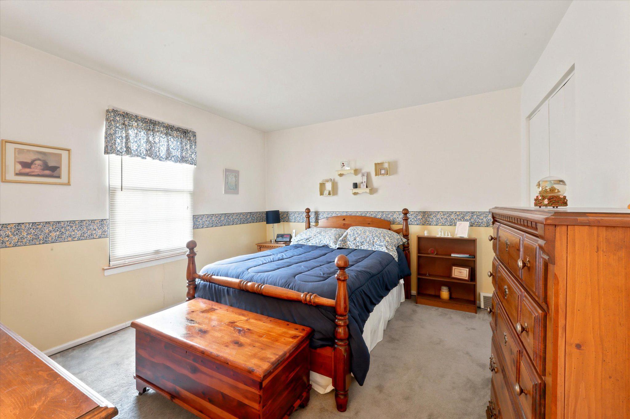 CAMBRIDGE SQ - Residential