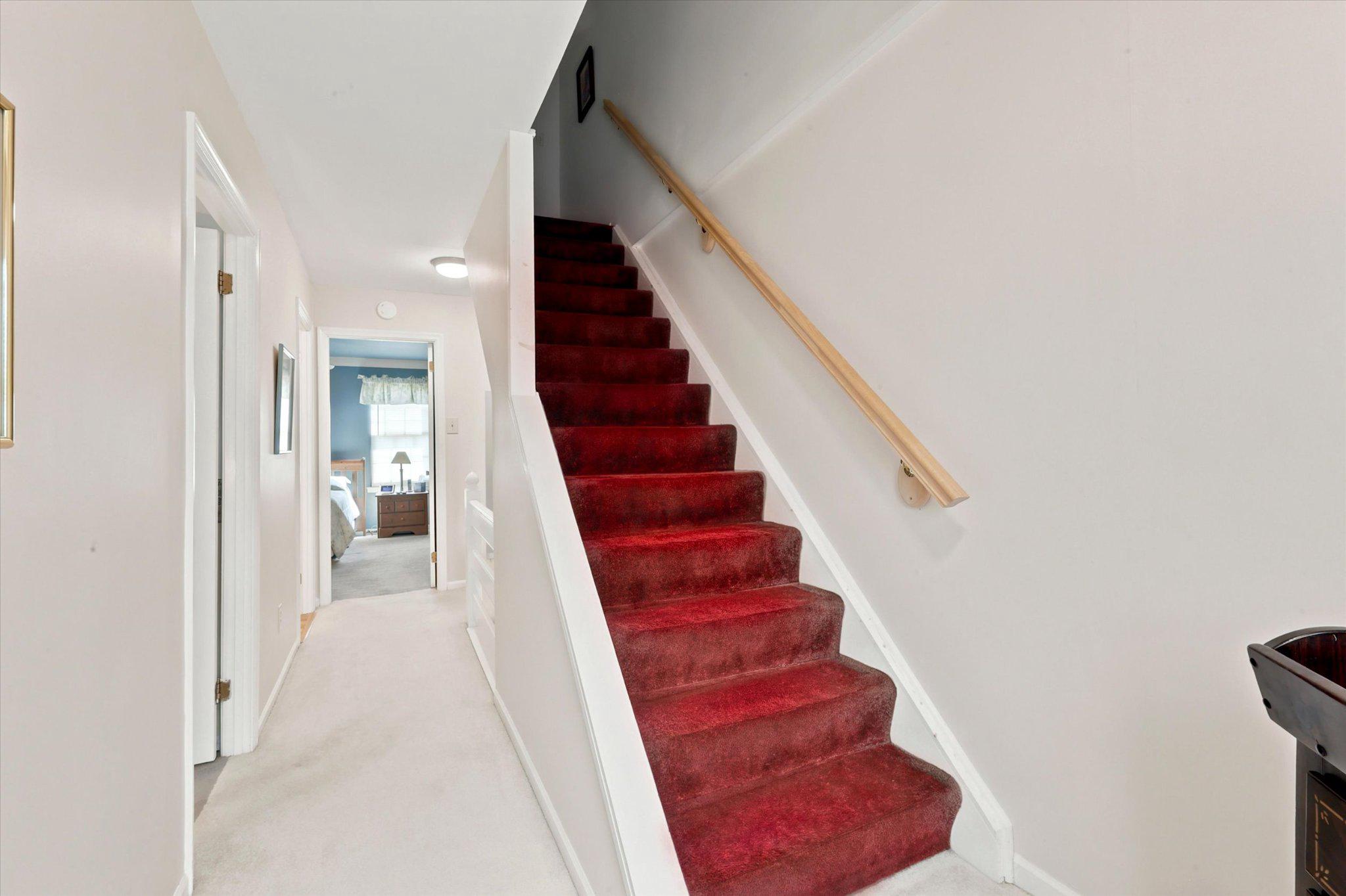 CAMBRIDGE SQ - Residential