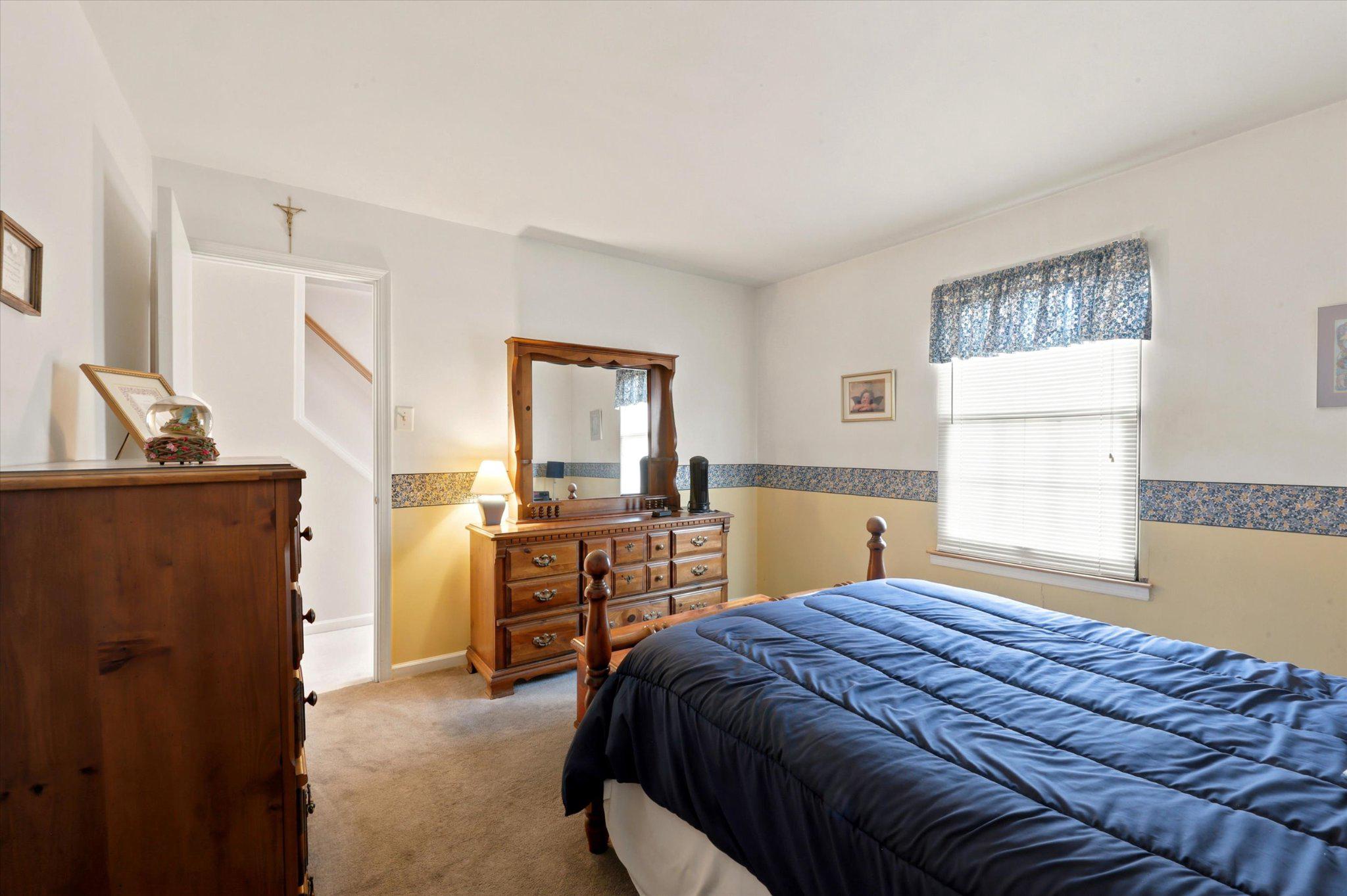 CAMBRIDGE SQ - Residential