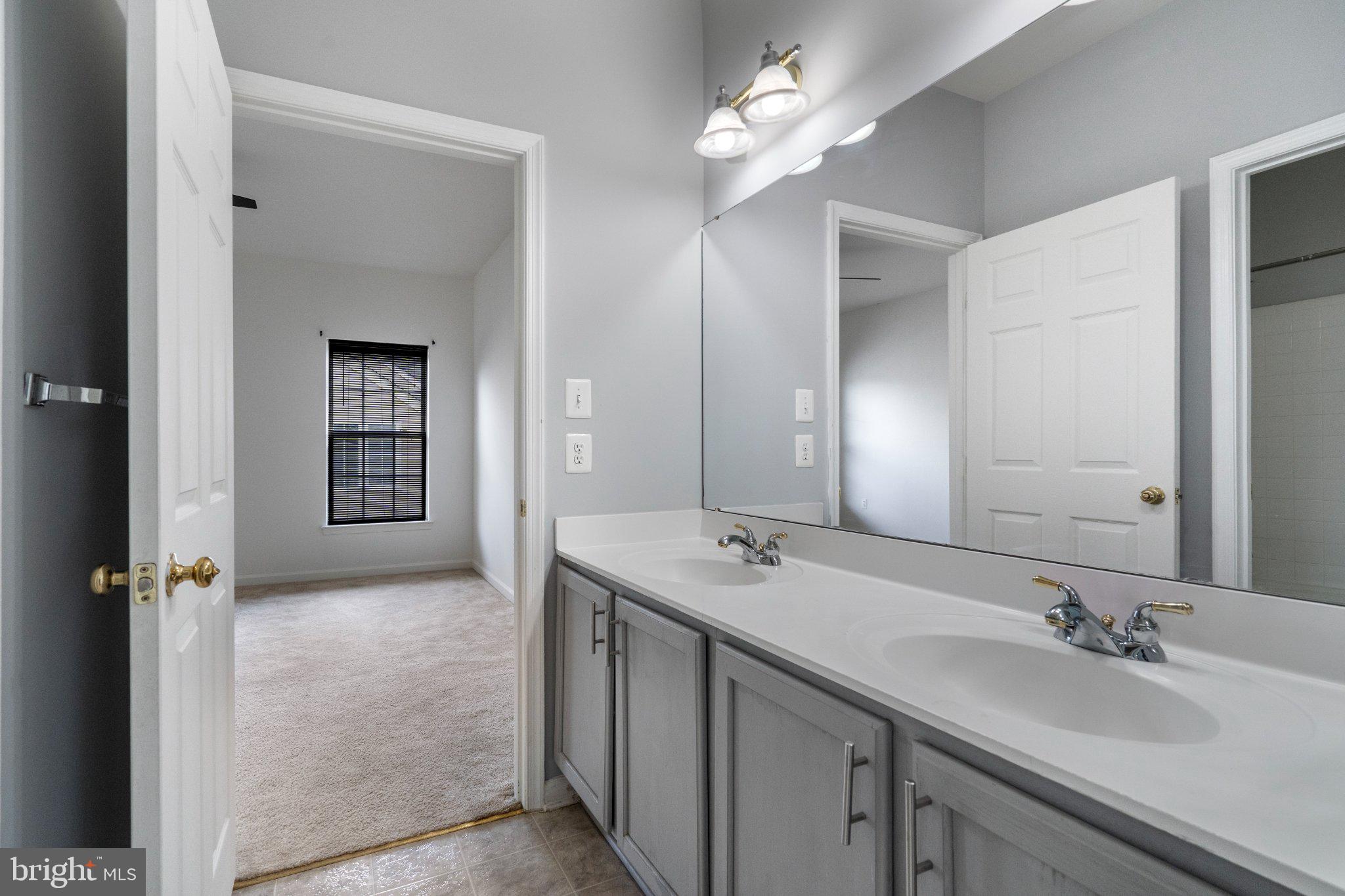 WALNUT RIDGE - Residential