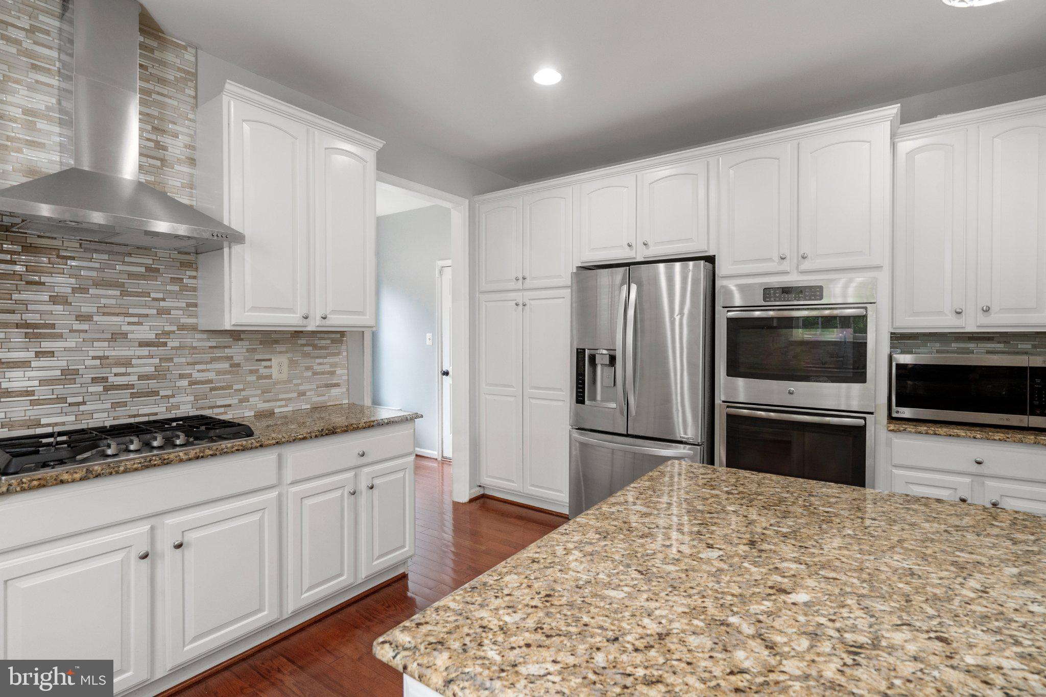 WALNUT RIDGE - Residential