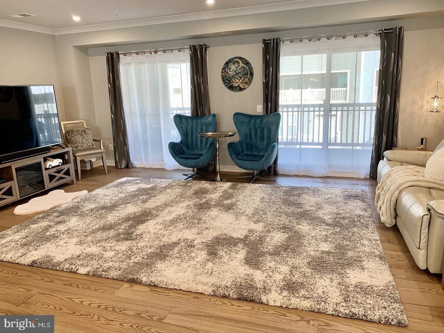 ARCOLA TOWN CENTER CONDO - Residential Lease