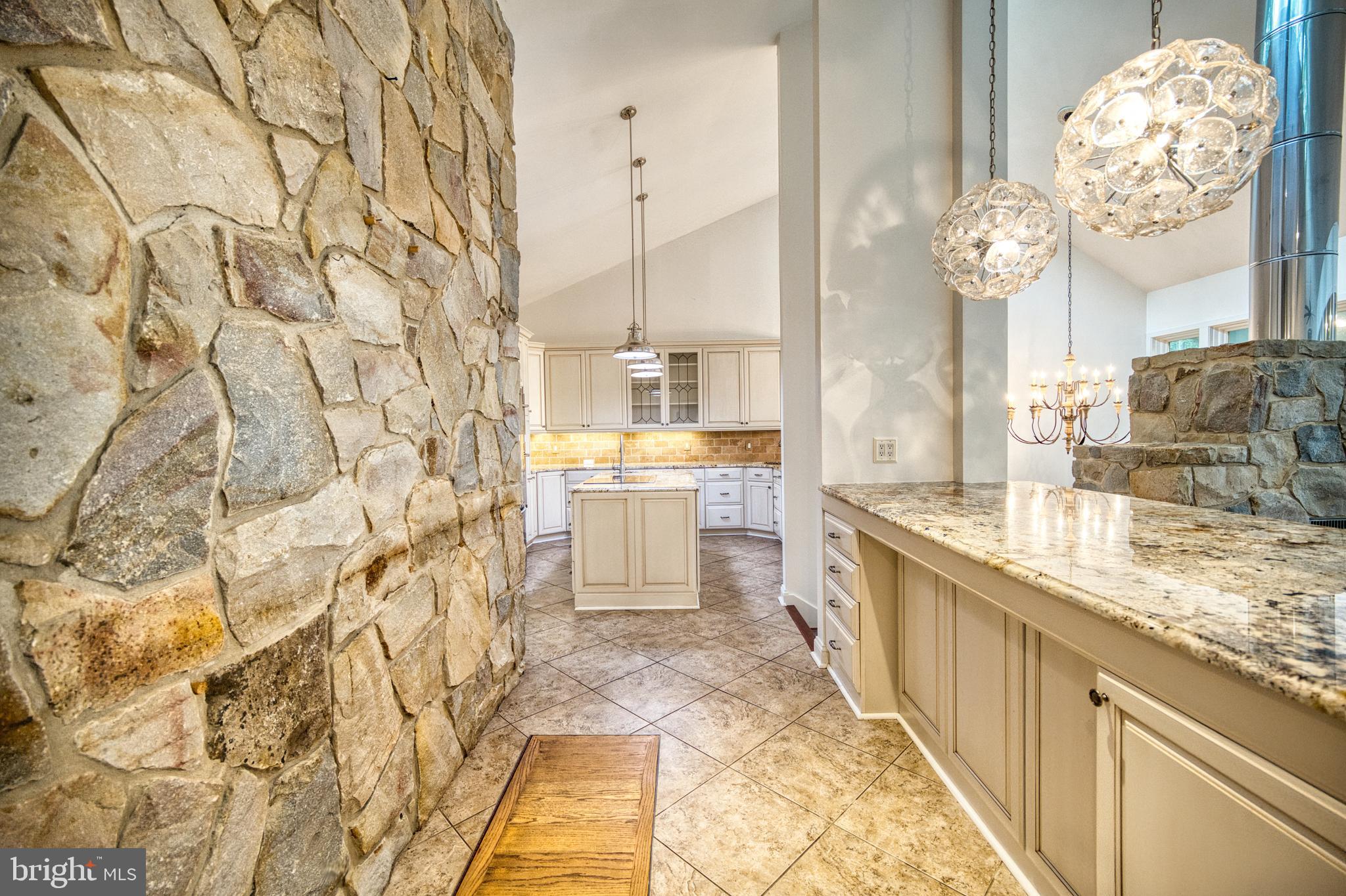 GOOSE POINT ESTATES - Residential