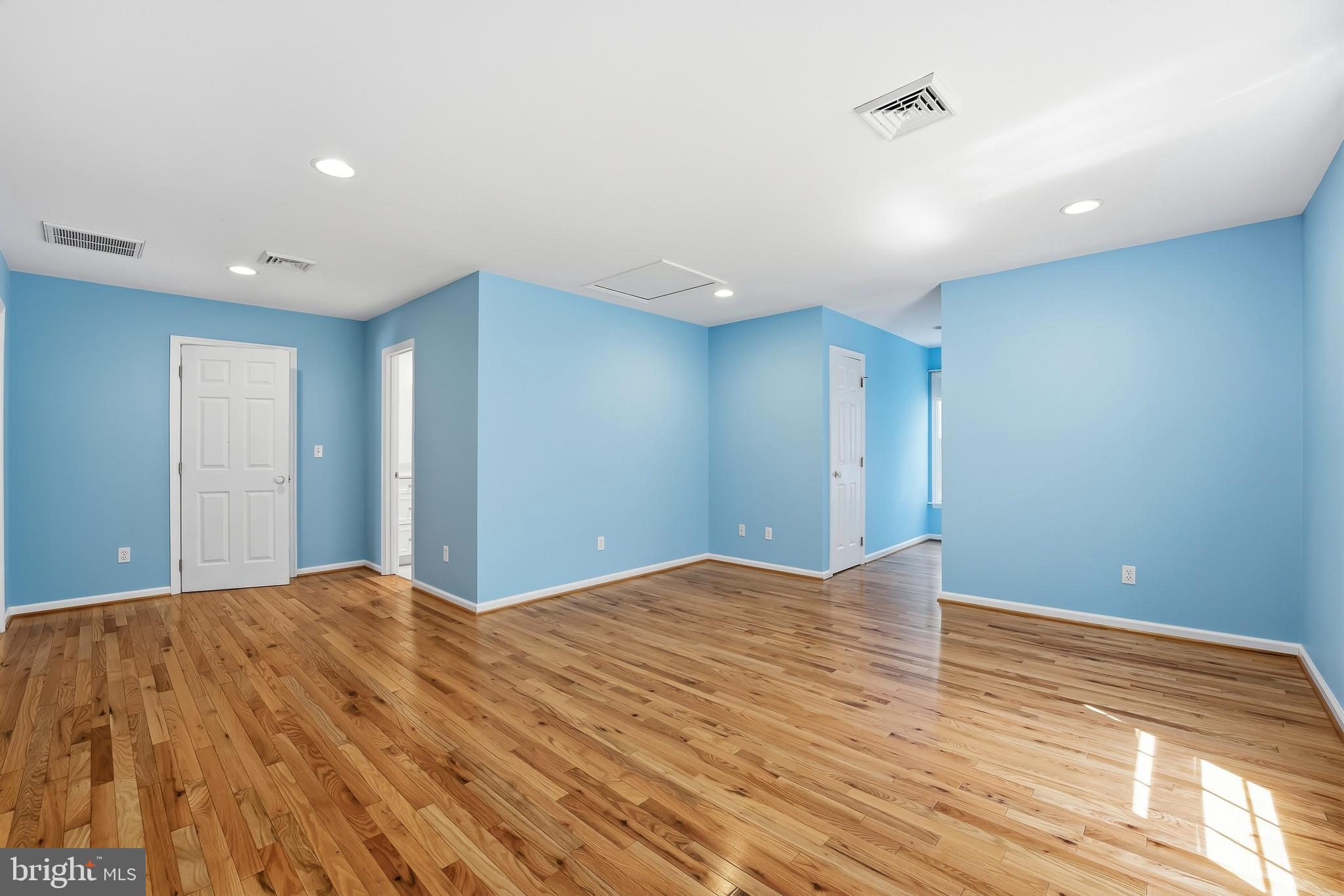 WAVERLY - Residential