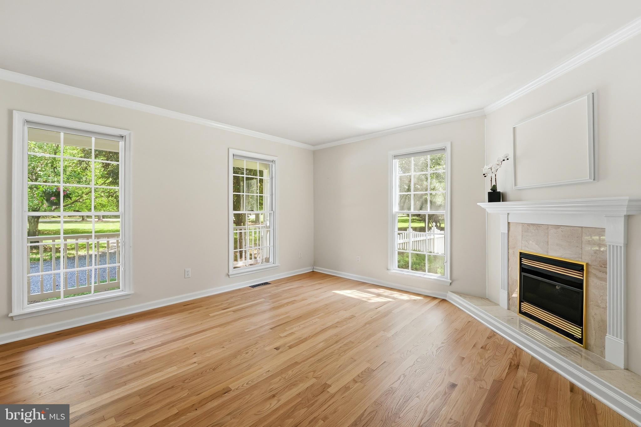 WAVERLY - Residential