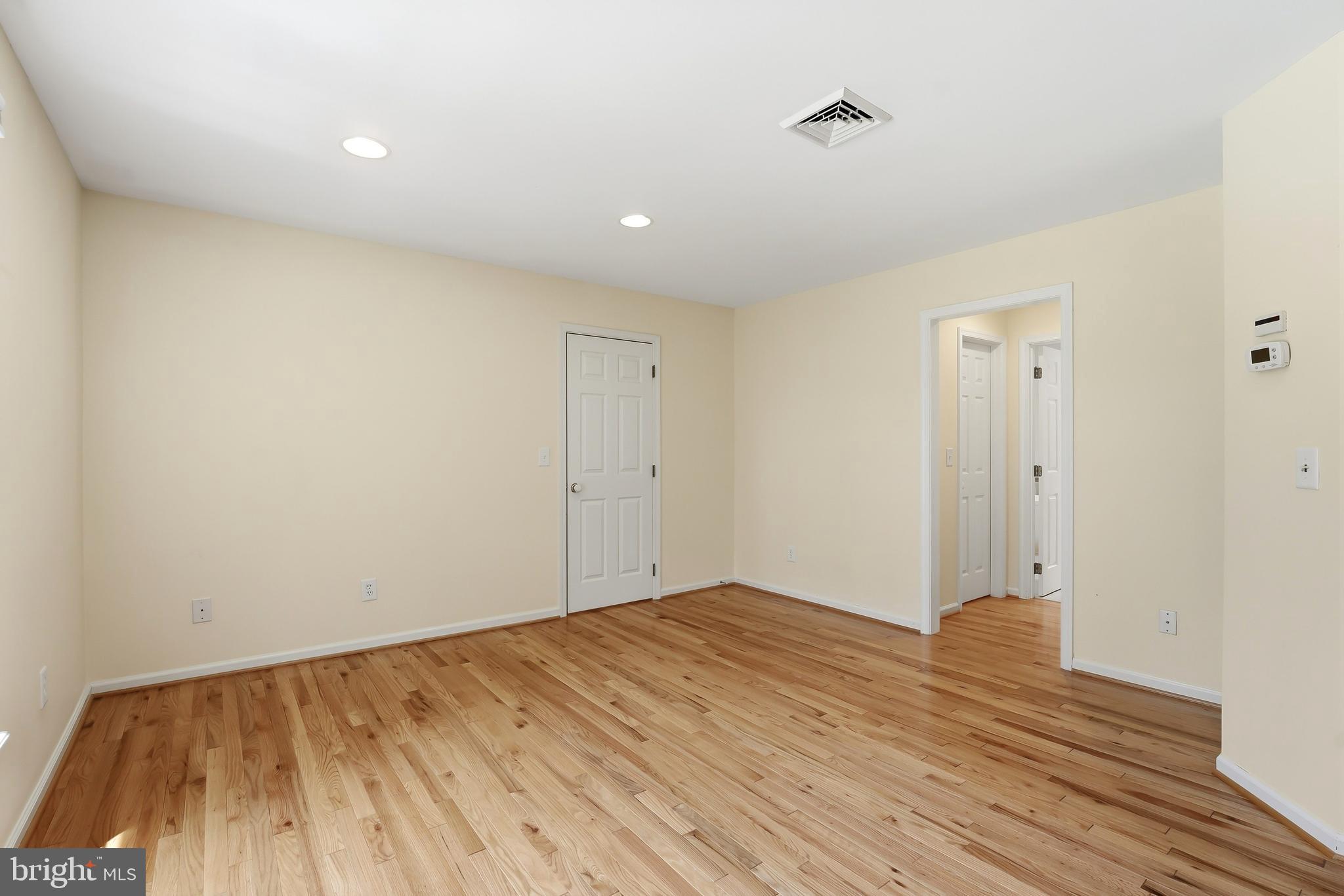 WAVERLY - Residential