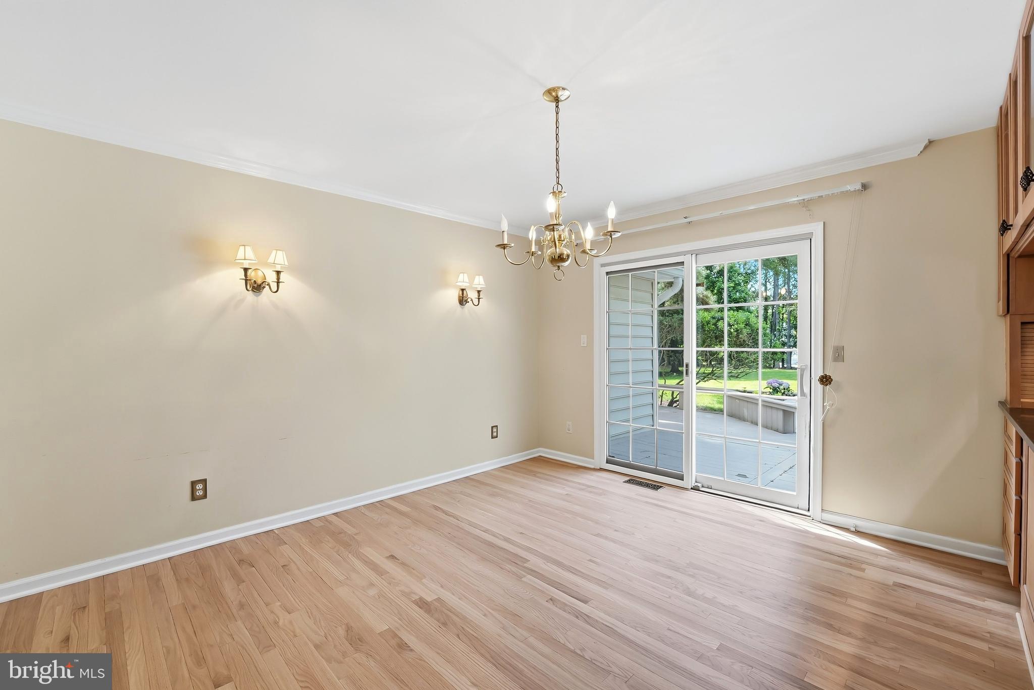 WAVERLY - Residential