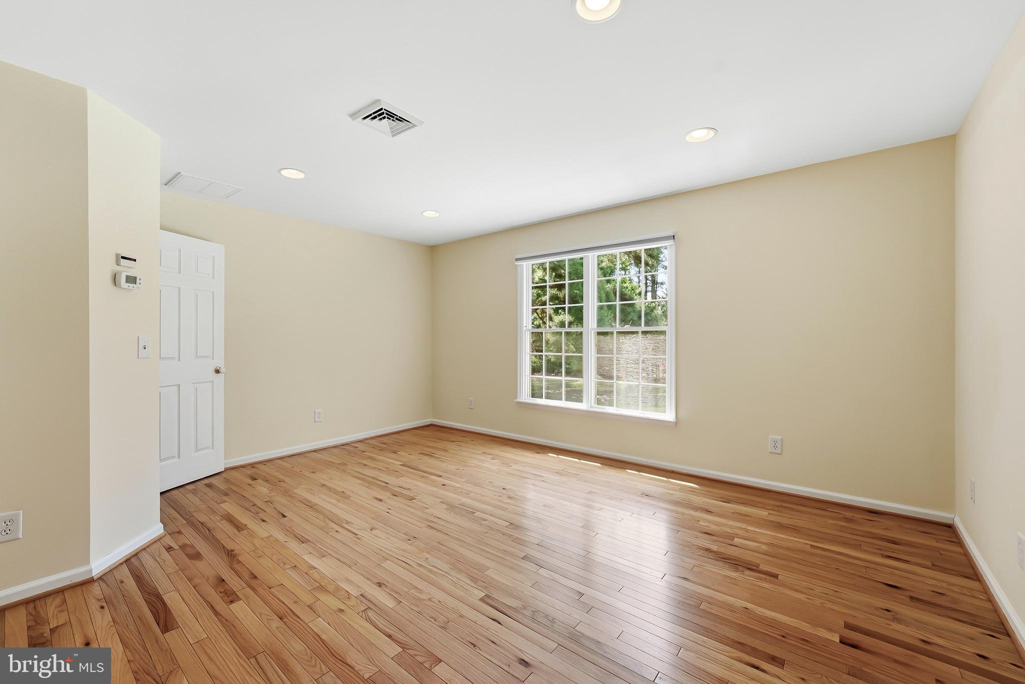 WAVERLY - Residential