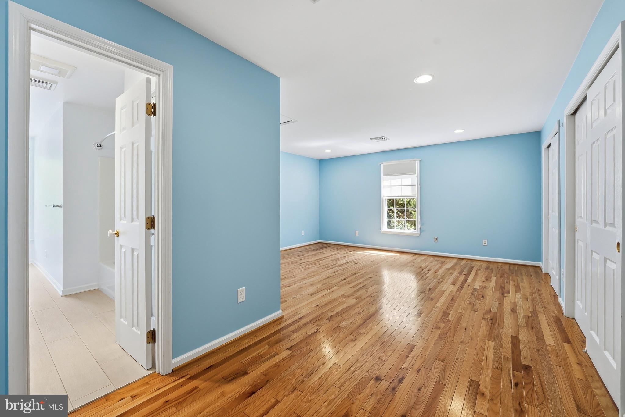 WAVERLY - Residential