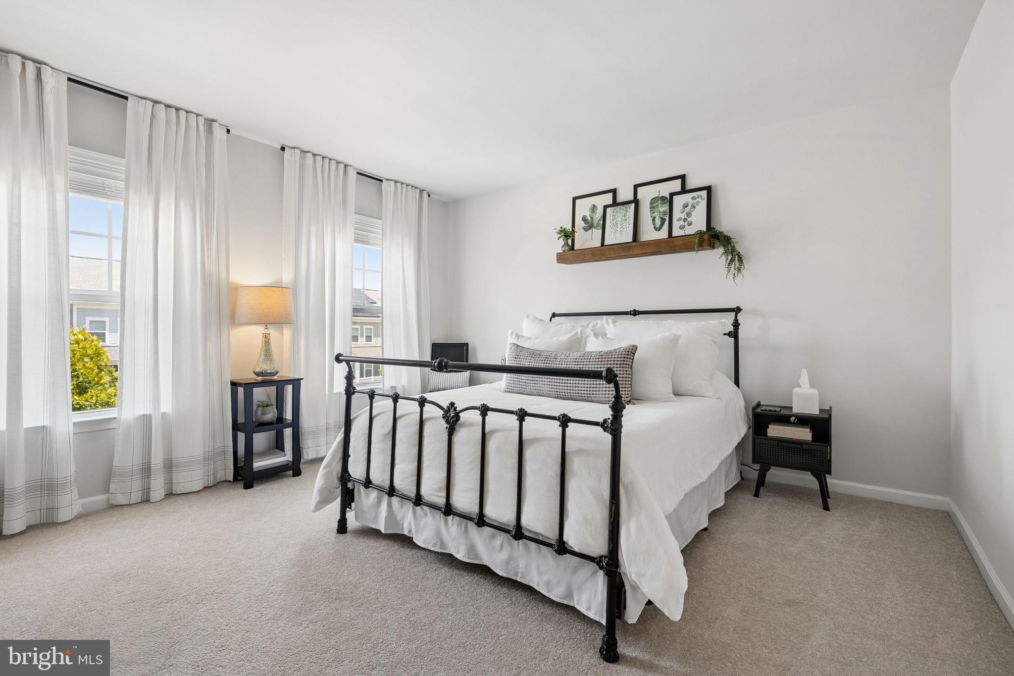 POTOMAC SHORES - Residential