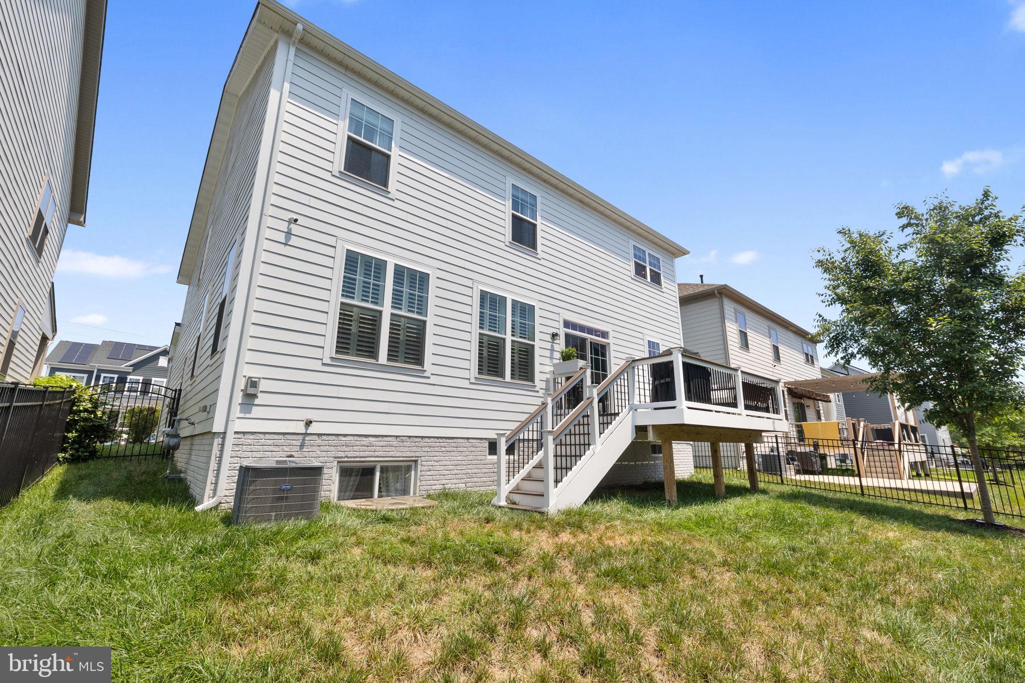 POTOMAC SHORES - Residential