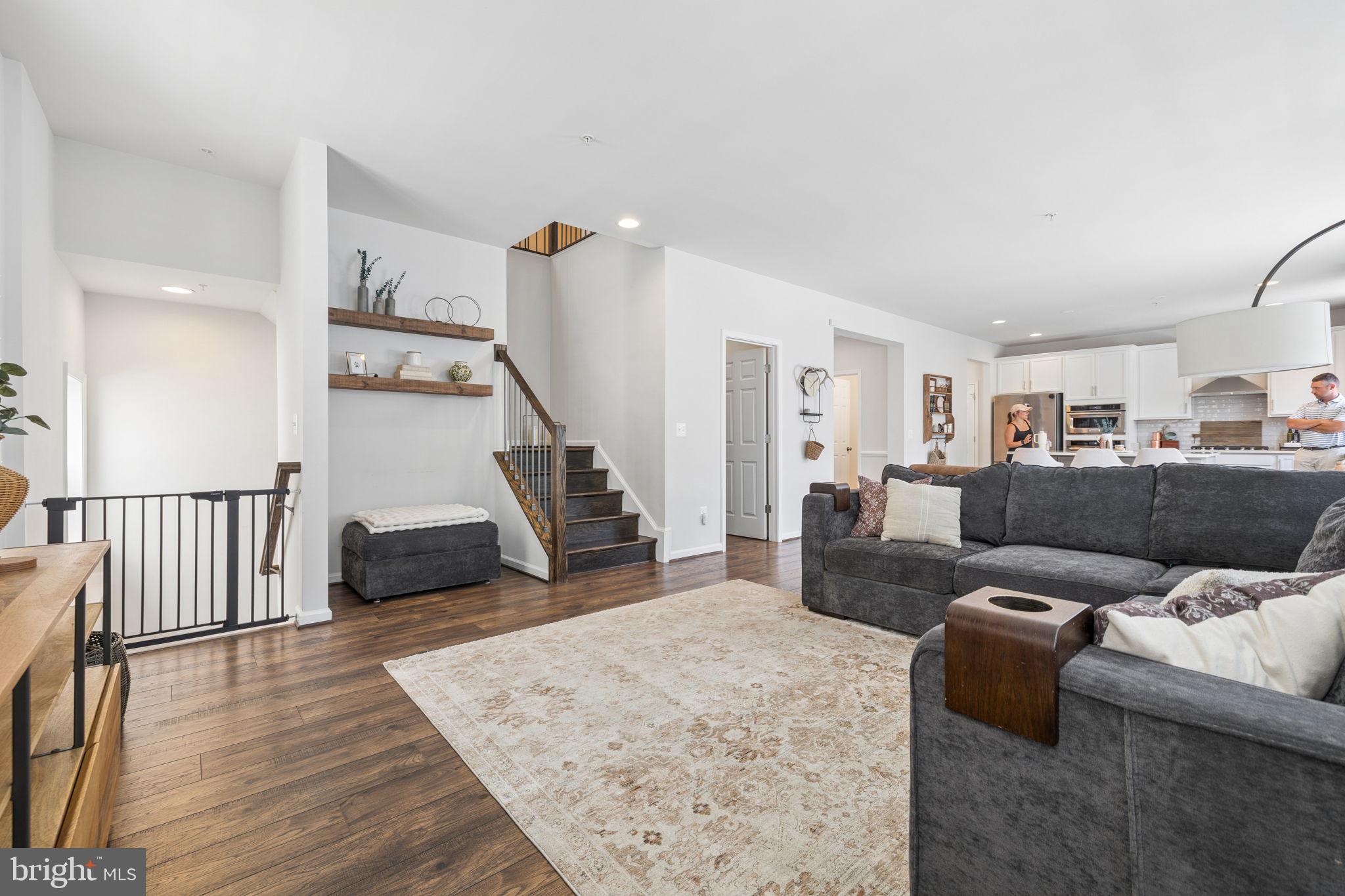POTOMAC SHORES - Residential