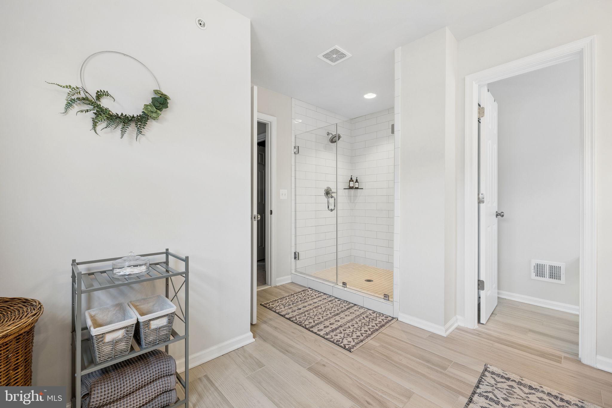 POTOMAC SHORES - Residential