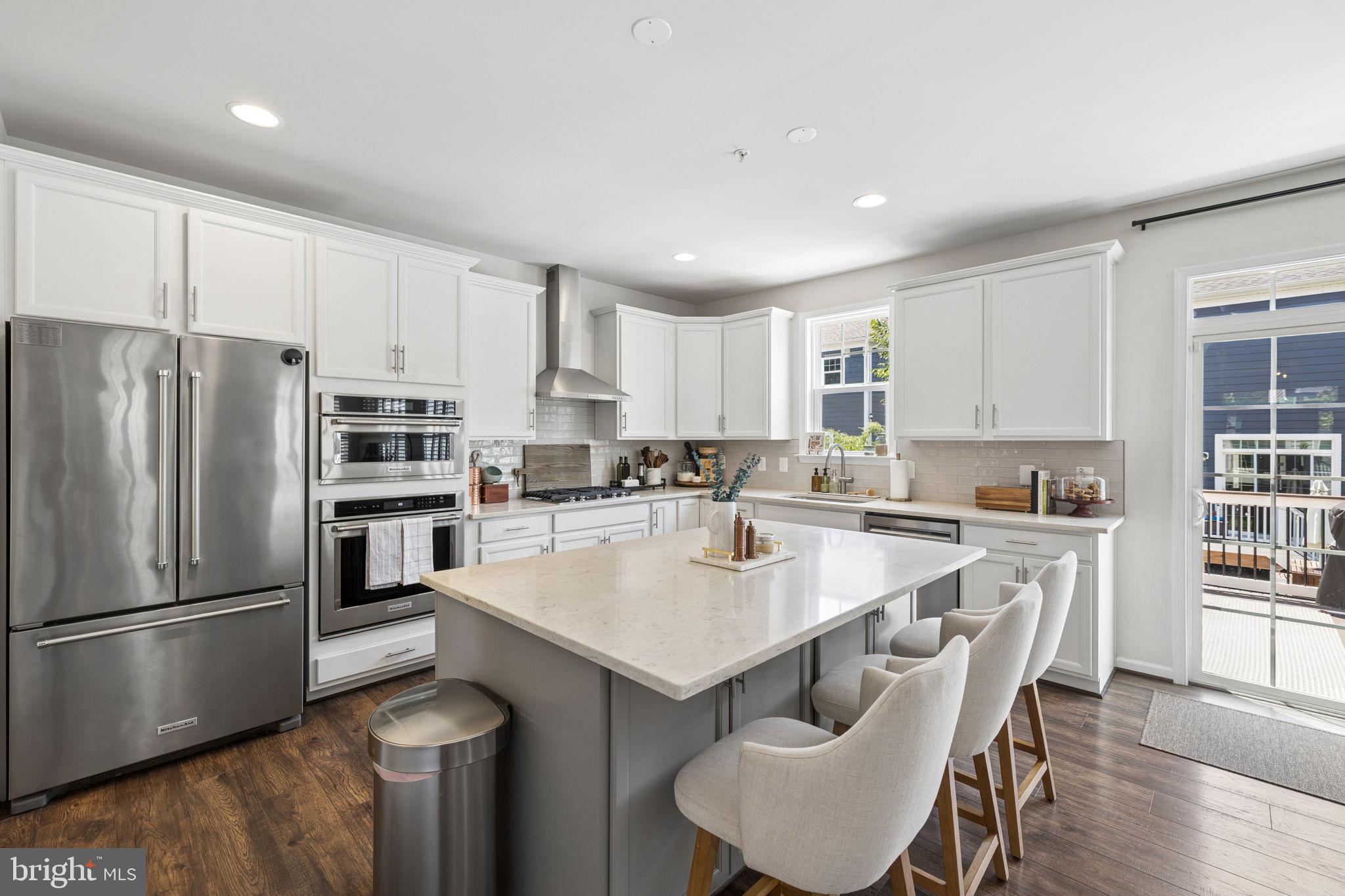 POTOMAC SHORES - Residential