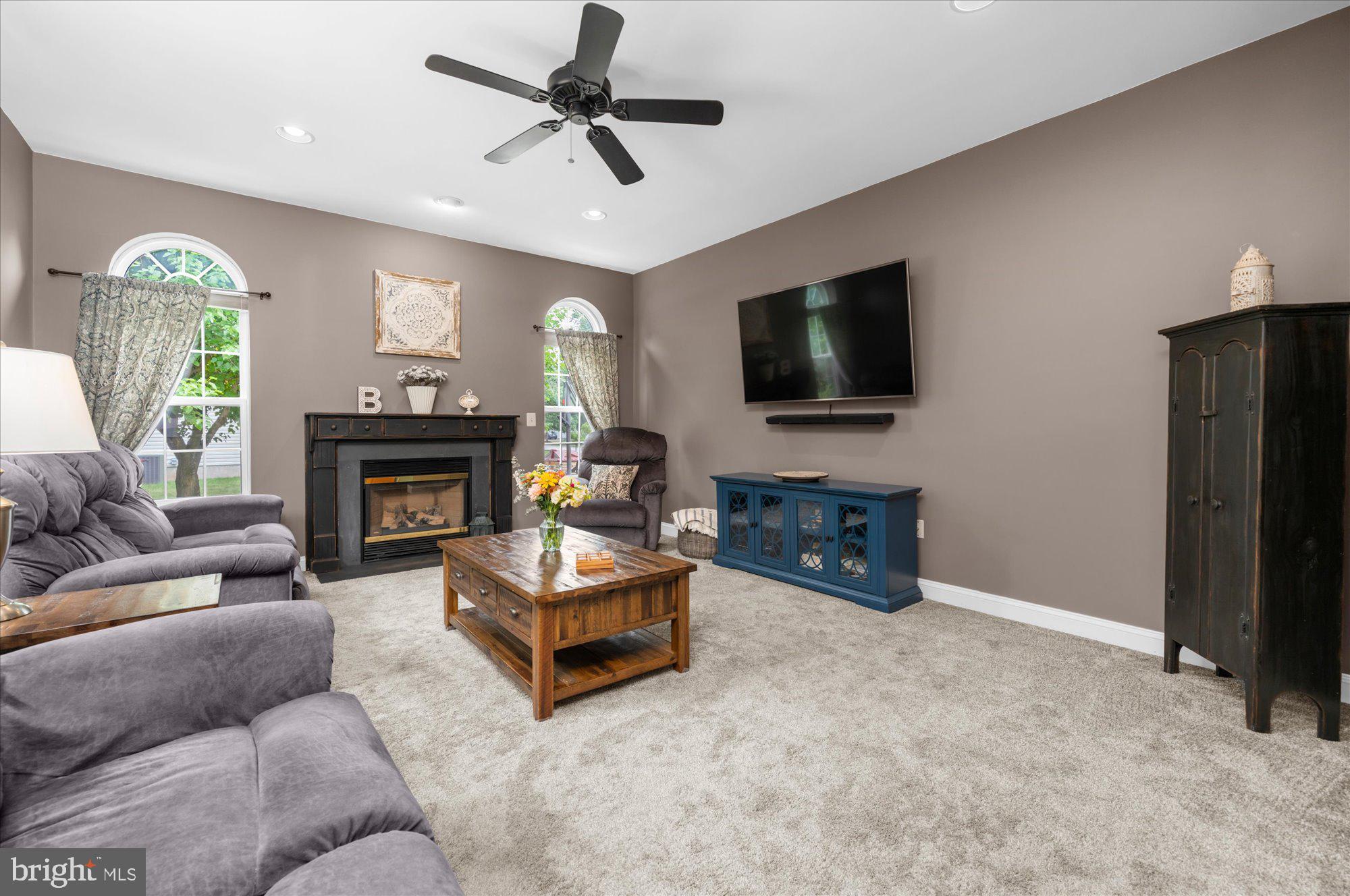 WINDGATE FARMS - Residential