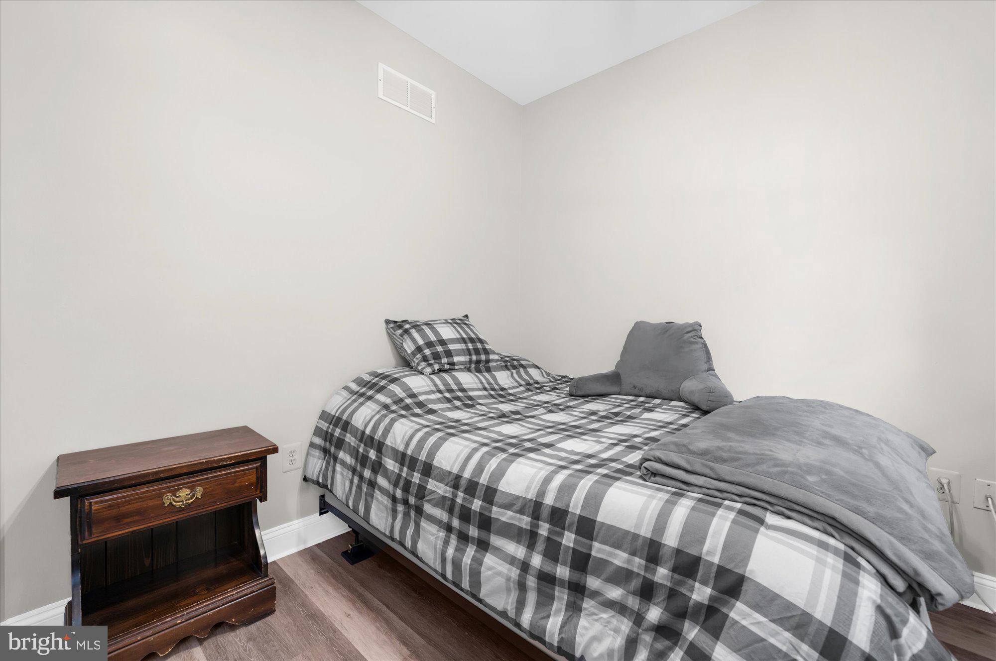 WINDGATE FARMS - Residential