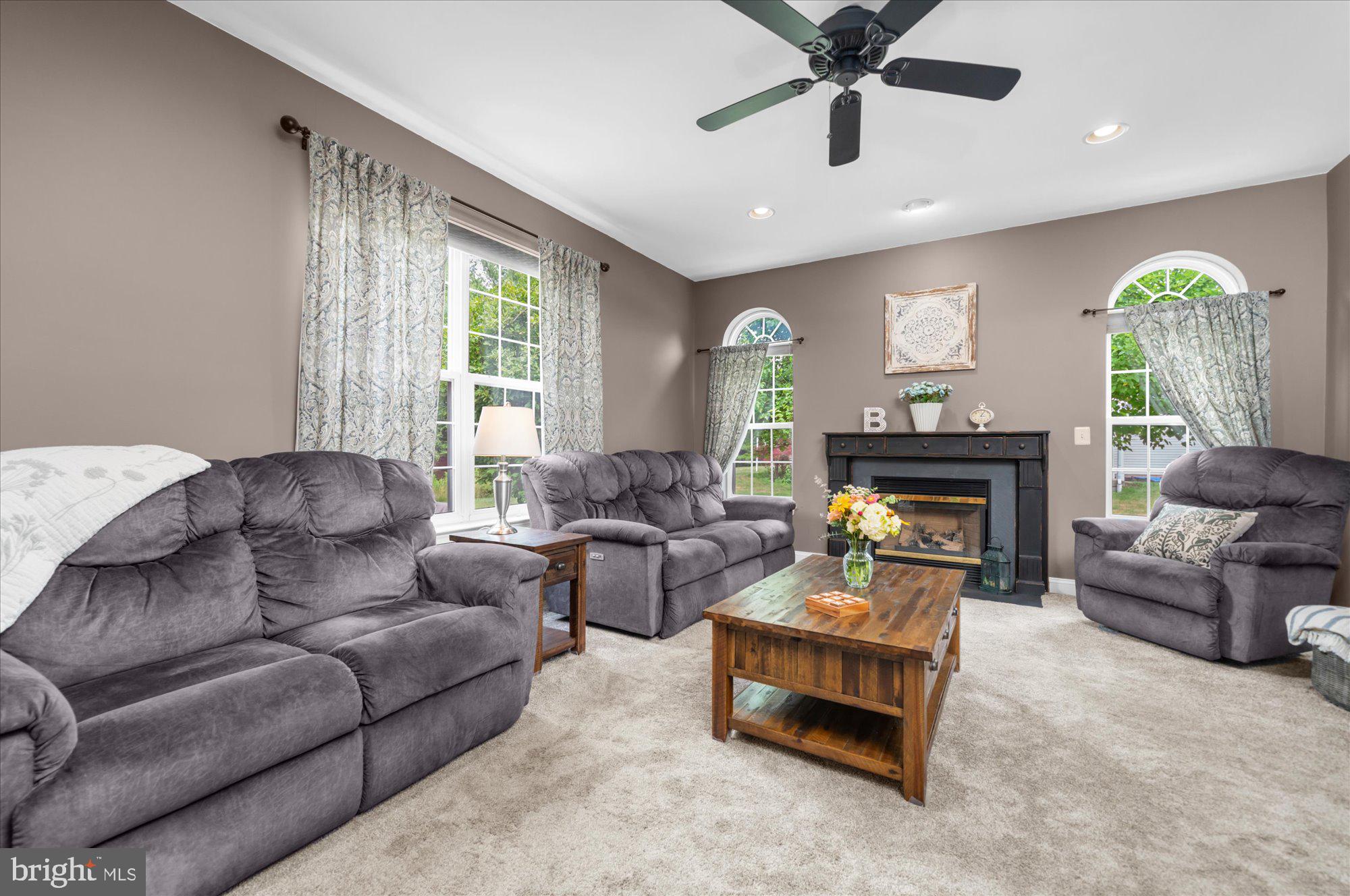 WINDGATE FARMS - Residential