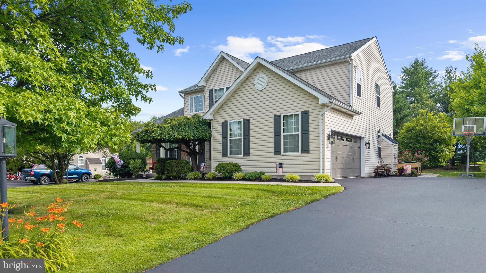 WINDGATE FARMS - Residential