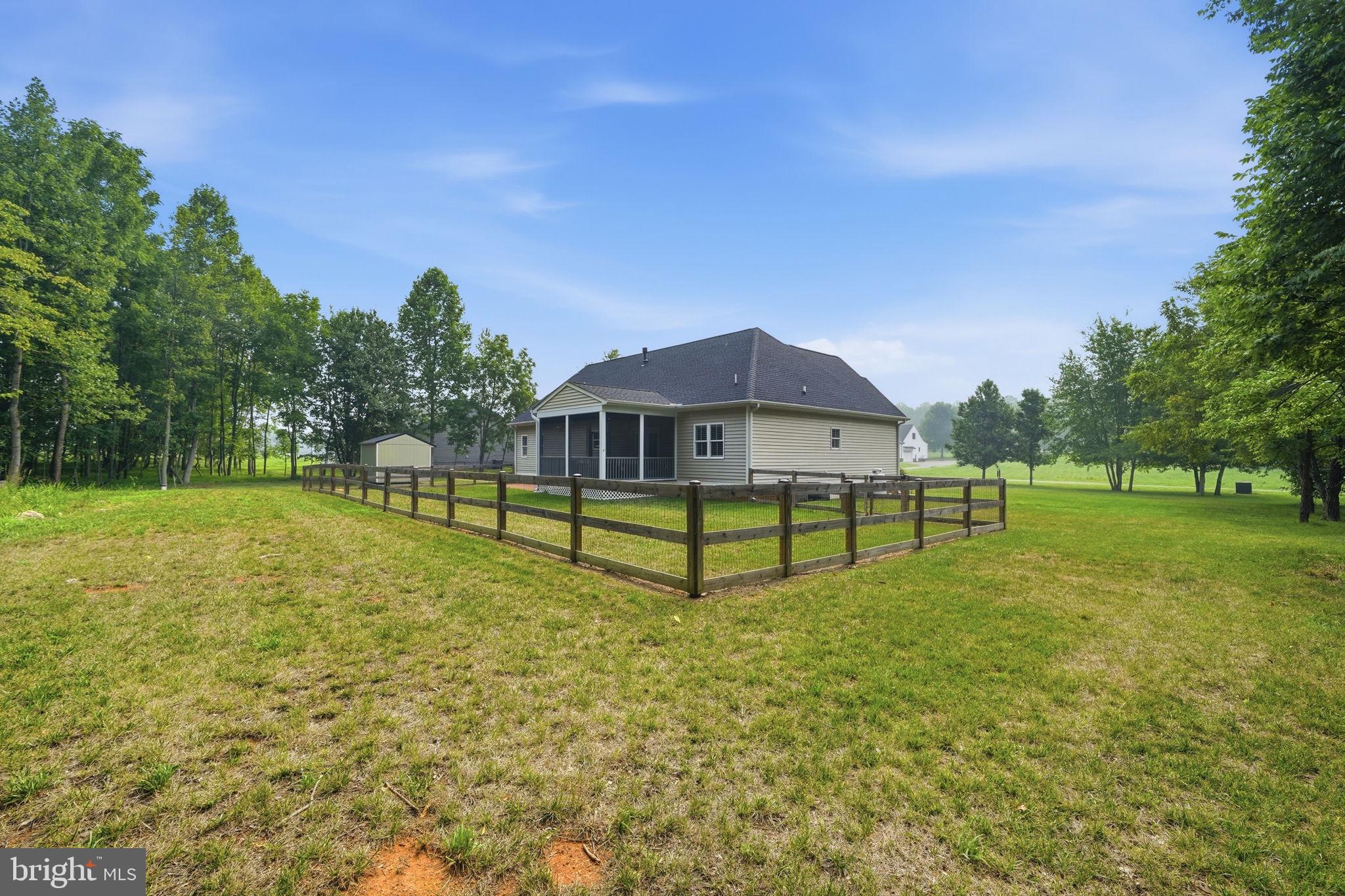 BEAR CASTLE - Residential