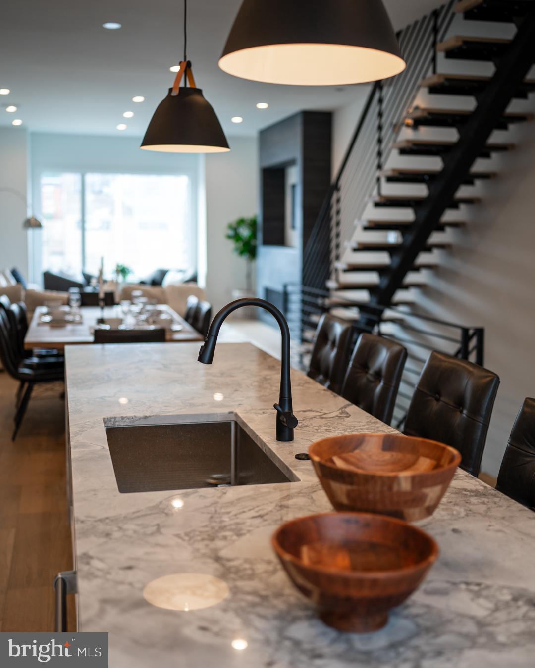 CENTER CITY - Residential