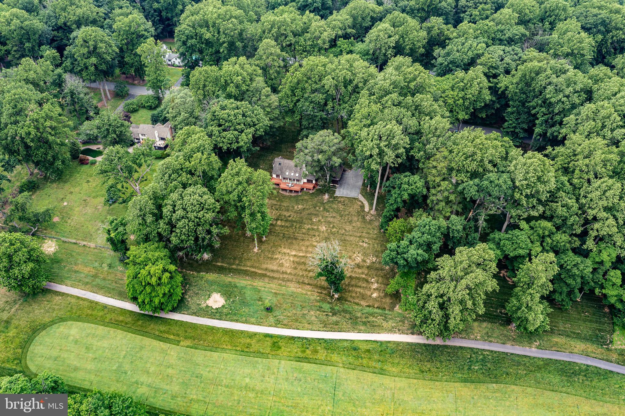 PENN OAKS ESTATES - Residential