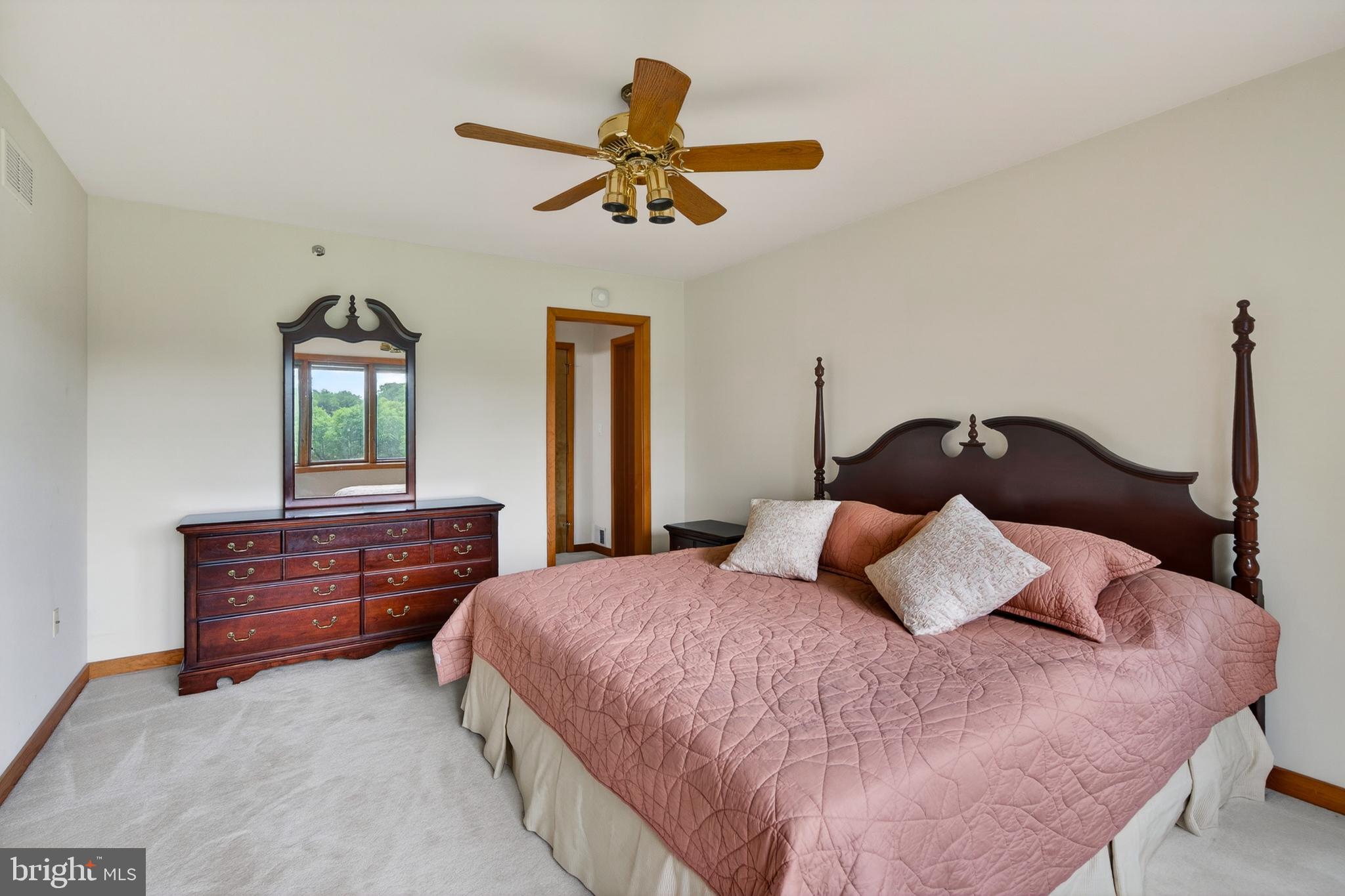 PENN OAKS ESTATES - Residential