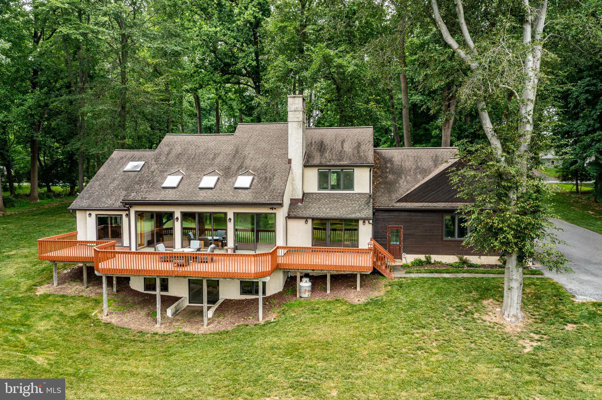 PENN OAKS ESTATES - Residential