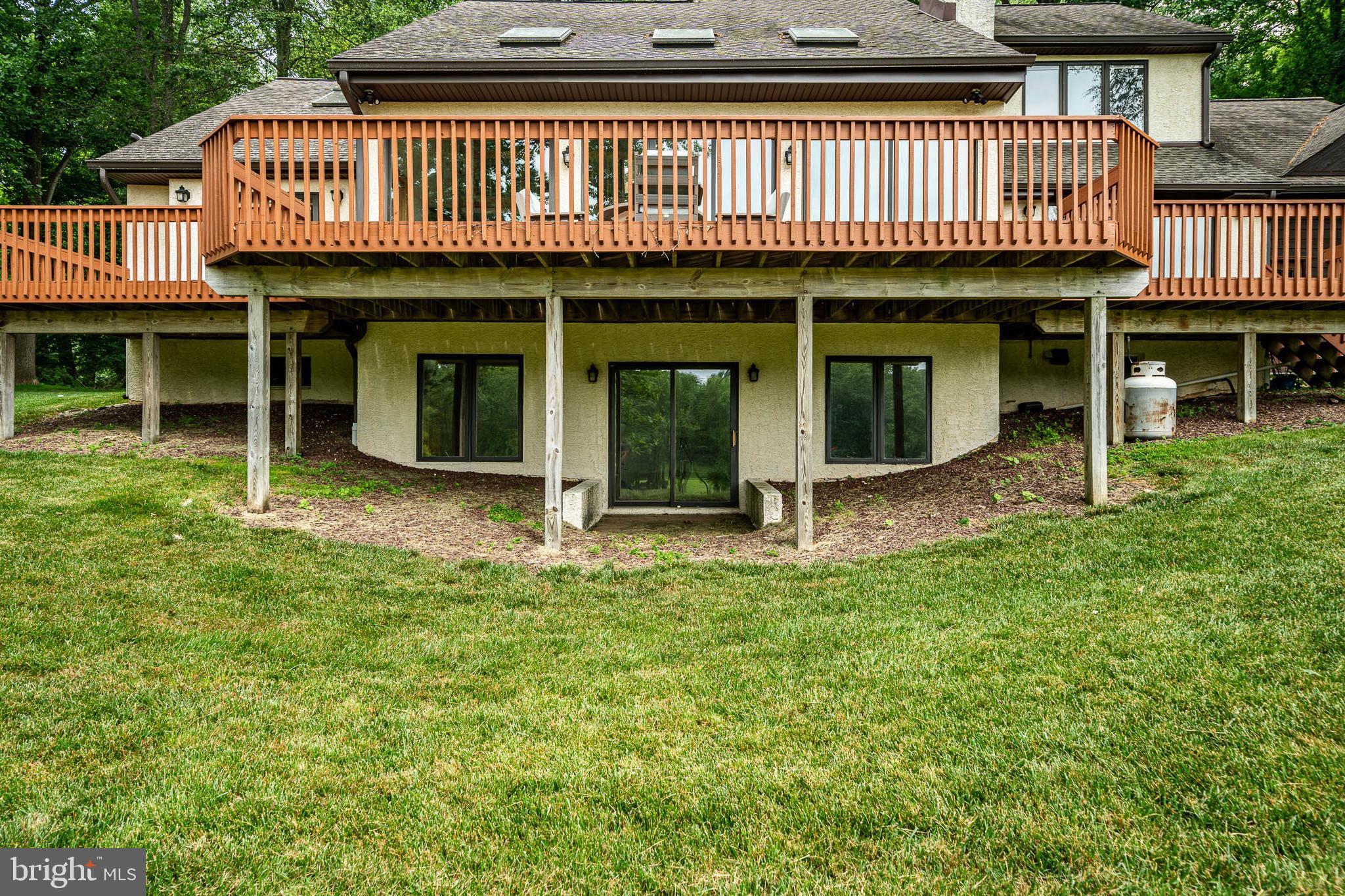 PENN OAKS ESTATES - Residential