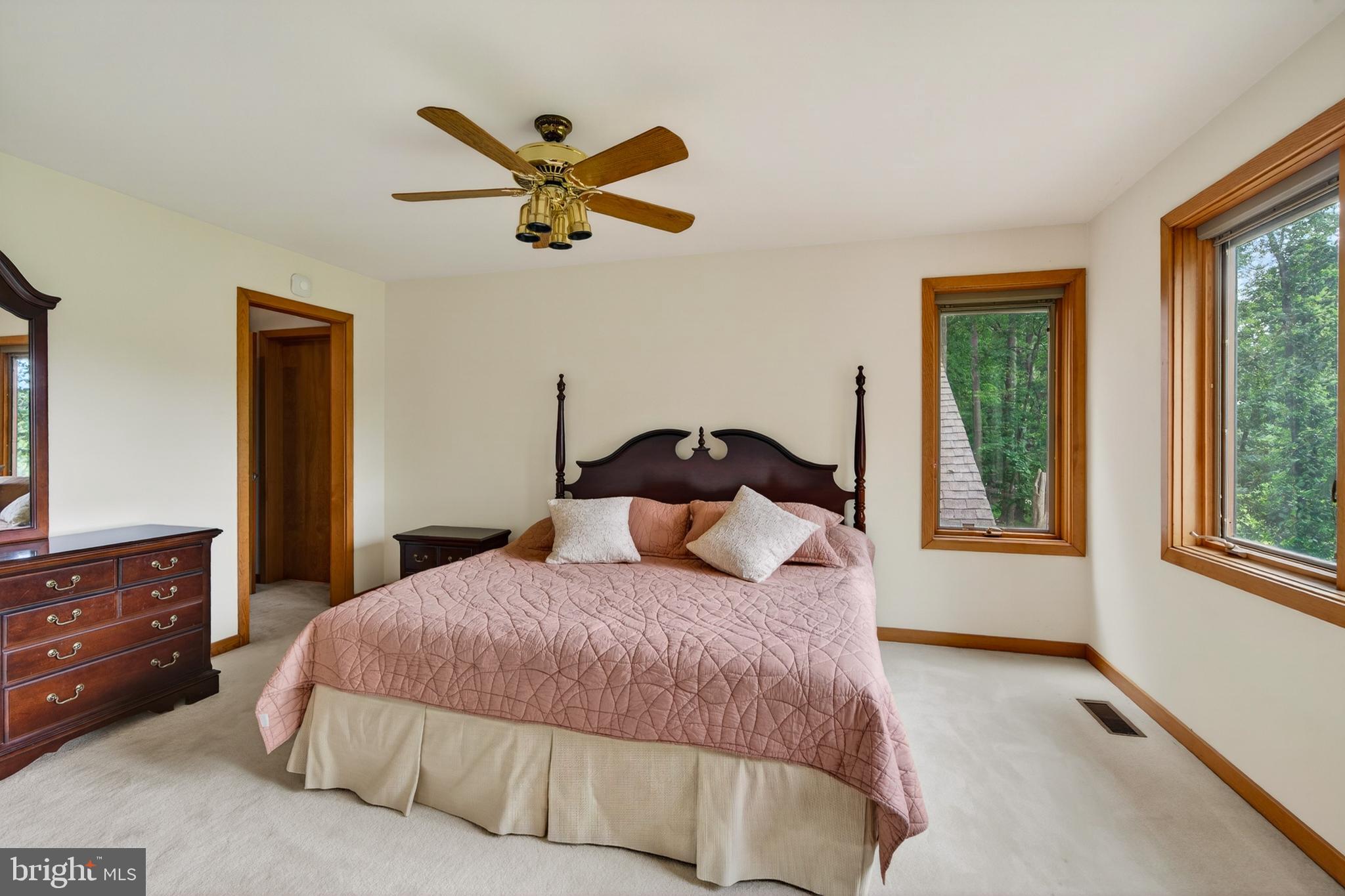 PENN OAKS ESTATES - Residential