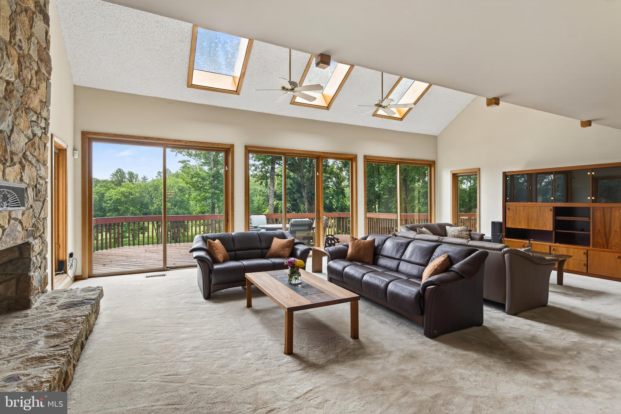 PENN OAKS ESTATES - Residential