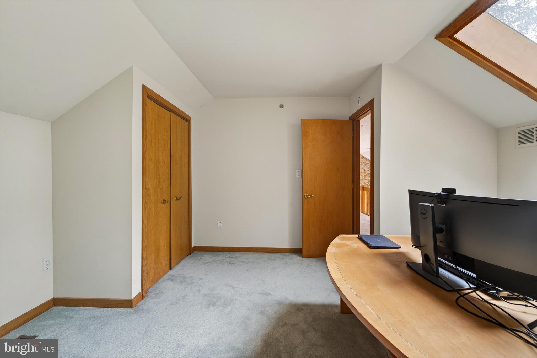 PENN OAKS ESTATES - Residential