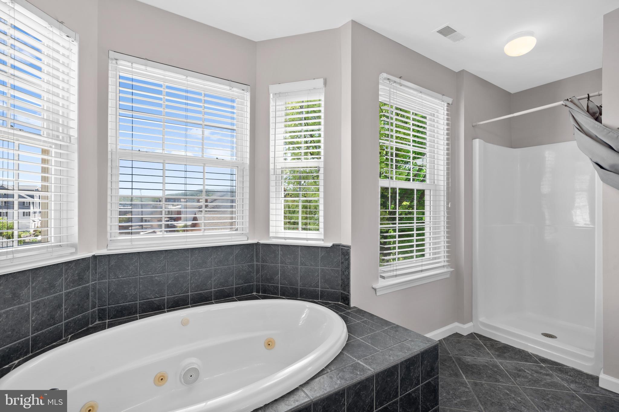 CONSHOHOCKEN - Residential